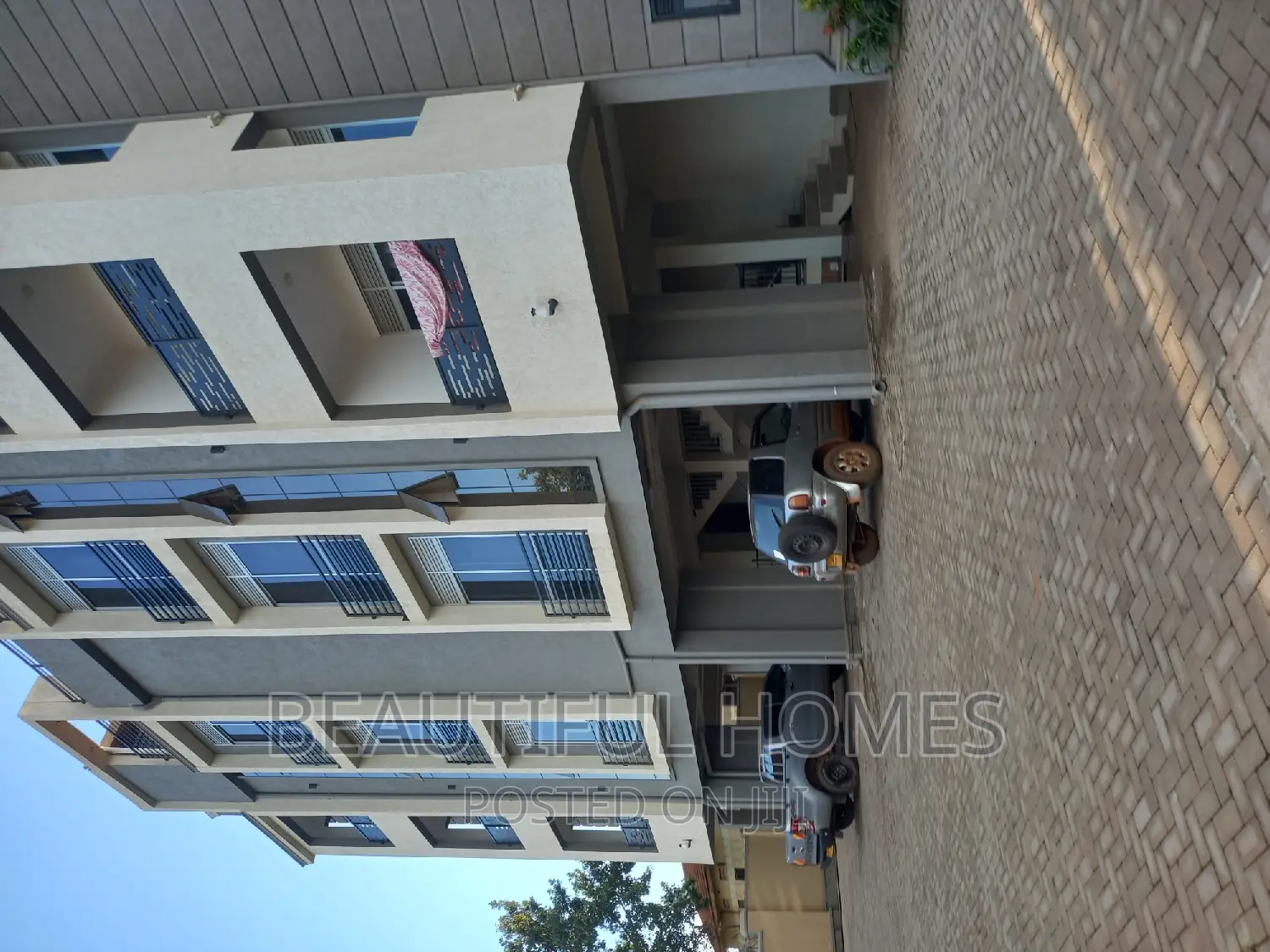 Furnished 2bdrm Block of Flats in Kisaasi, Nakawa for sale in Nakawa