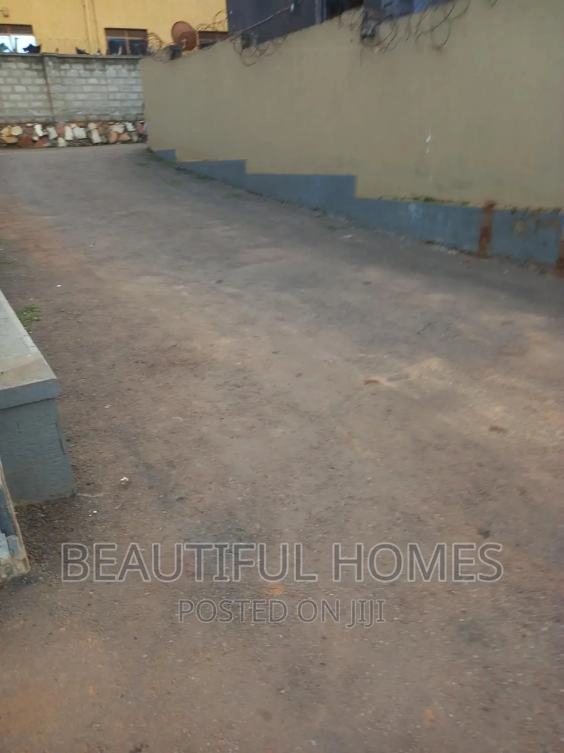 Furnished 2bdrm Block of Flats in Kisaasi Corporate, Nakawa for sale in Nakawa