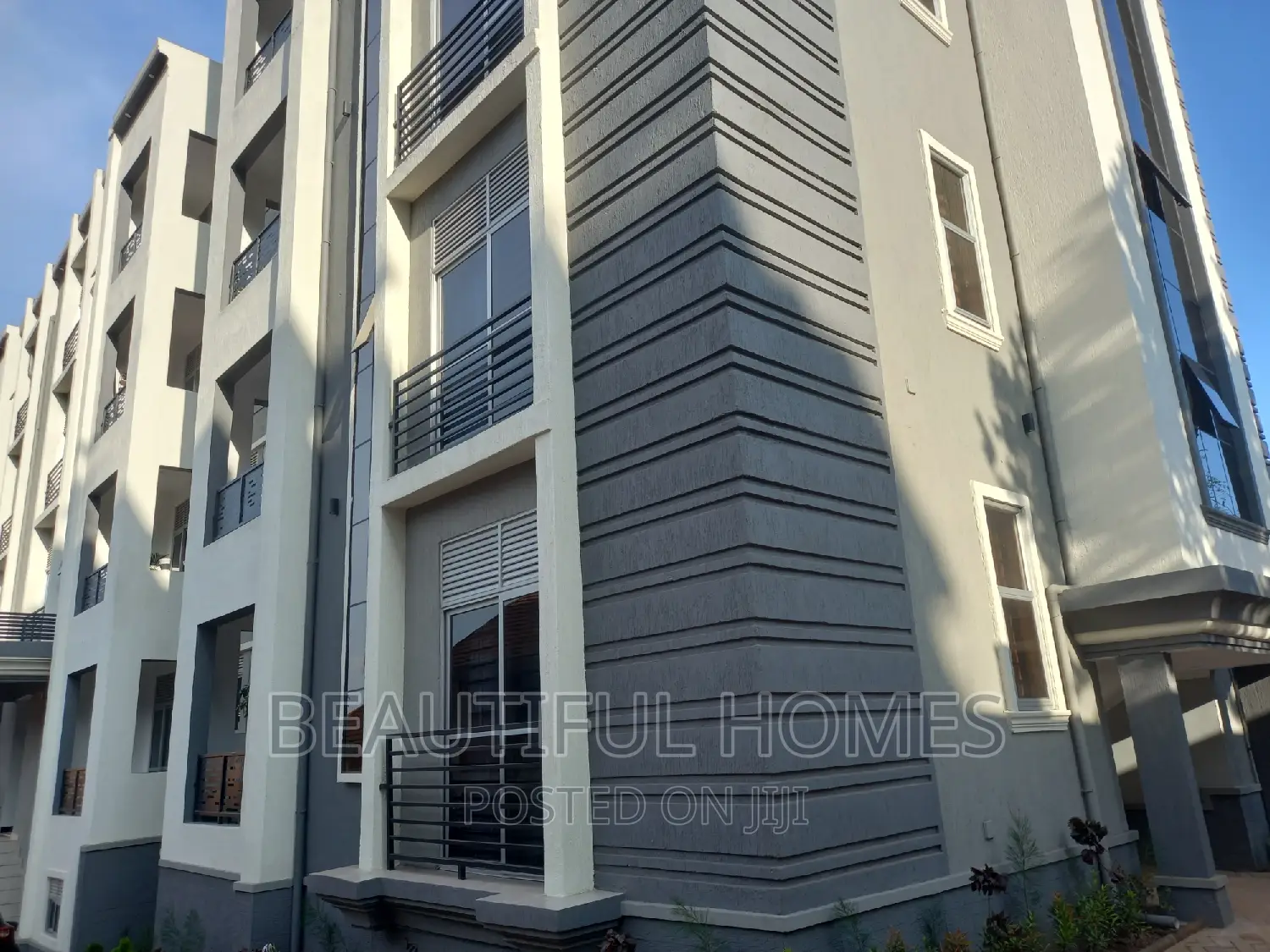 Furnished 2bdrm Apartment in Kisaasi, Nakawa for sale in Nakawa