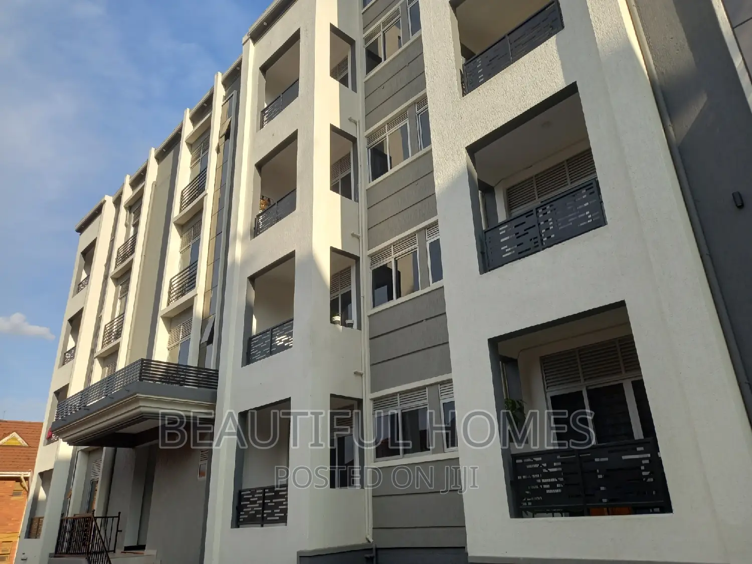 Furnished 2bdrm Apartment in Kisaasi, Nakawa for sale in Nakawa