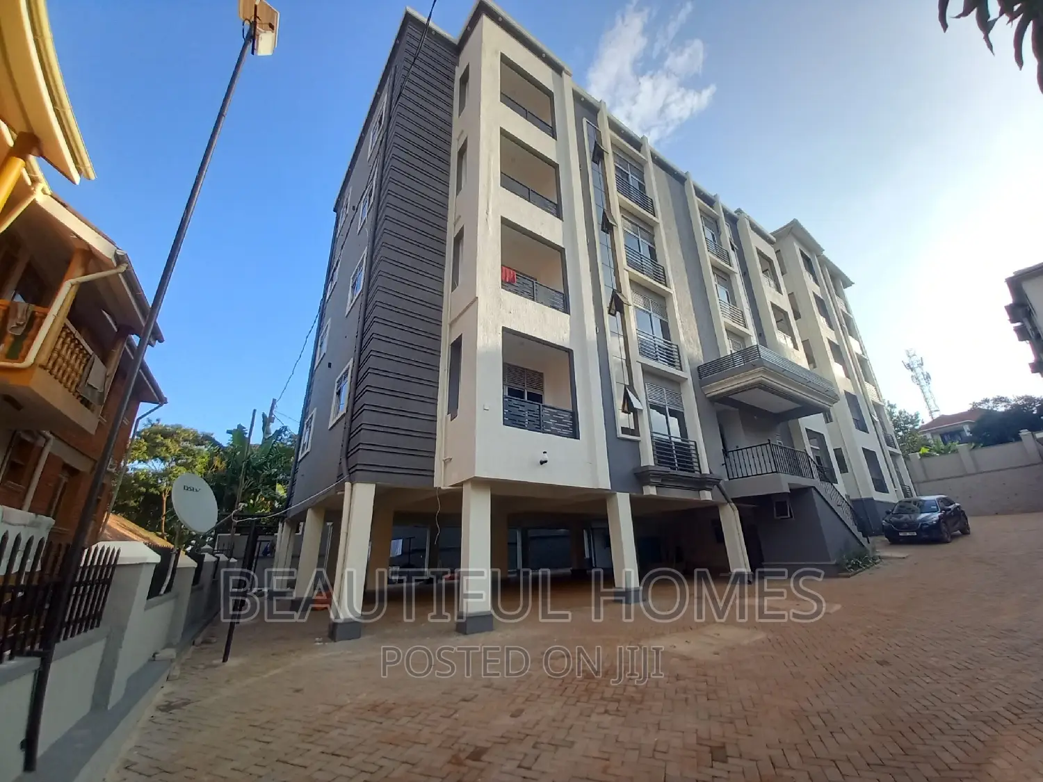 Furnished 2bdrm Block of Flats in Kisaasi On Tarmack, Nakawa for sale in Nakawa