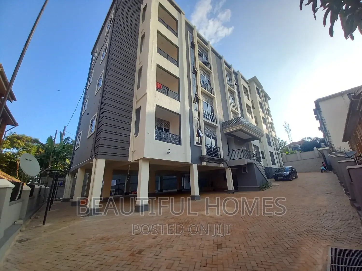 Furnished 2bdrm Block of Flats in Kisaasi, Nakawa for sale in Nakawa