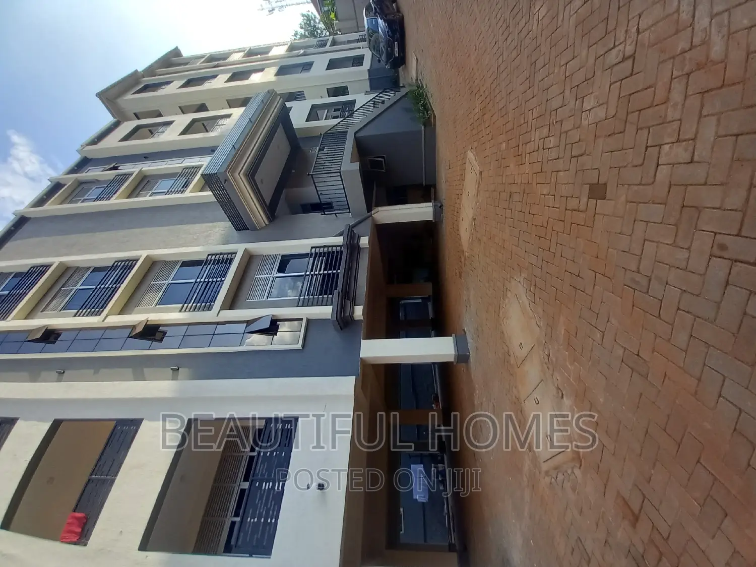 Furnished 2bdrm Apartment in Kisaasi Near Bukoto, Central Division in Central Division