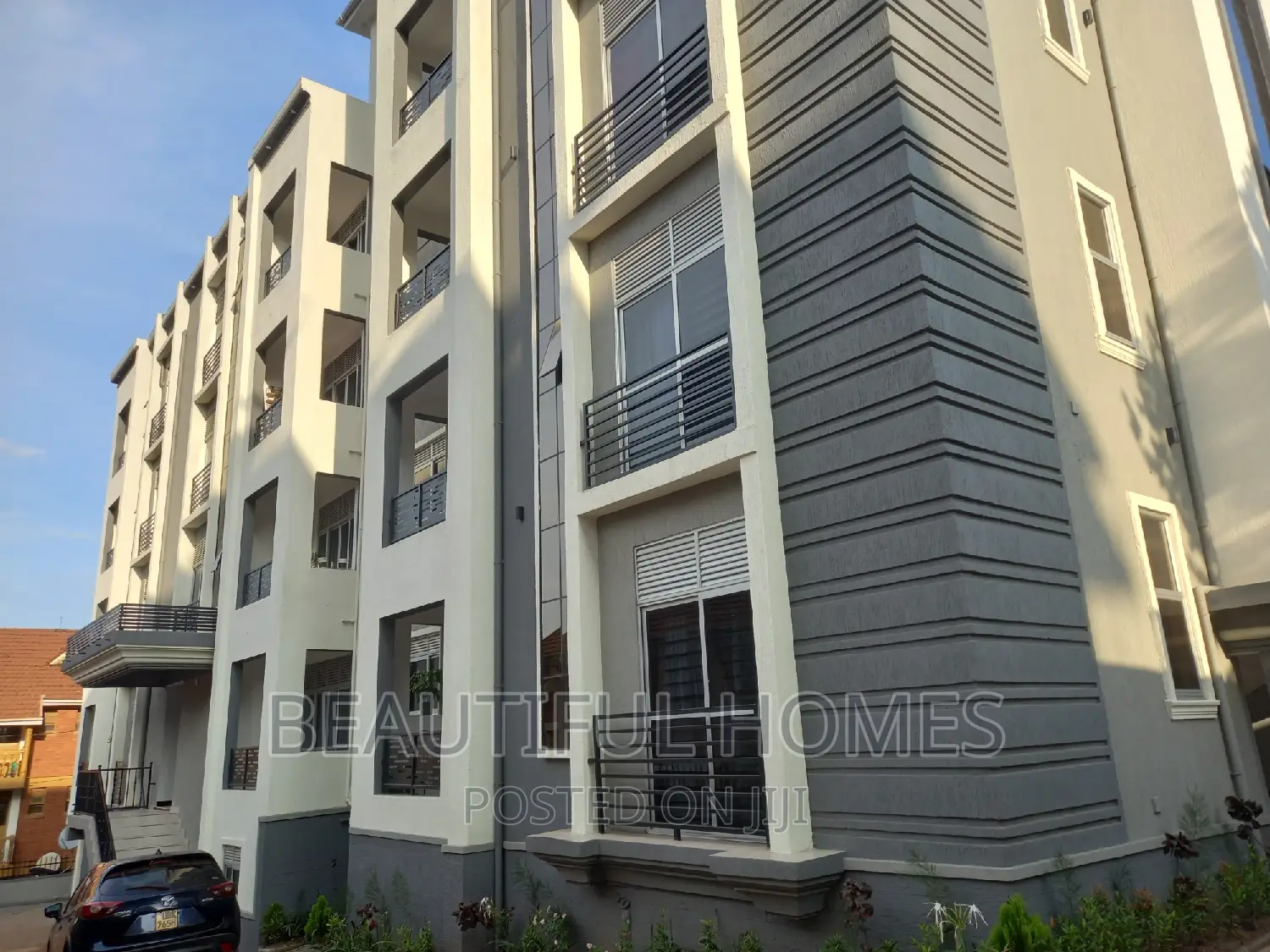 Furnished 2bdrm Block of Flats in Kisaasi, Central Division for sale in Central Division