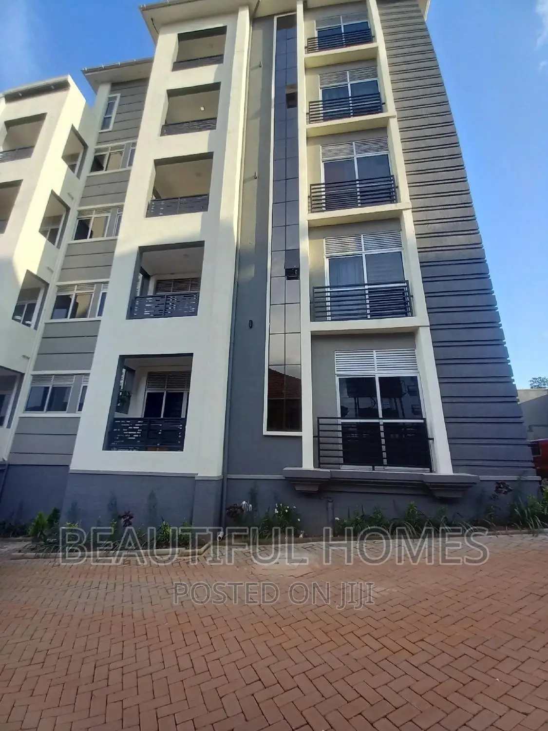 Furnished 2bdrm Apartment in Kisaasi, Central Division for sale in Central Division