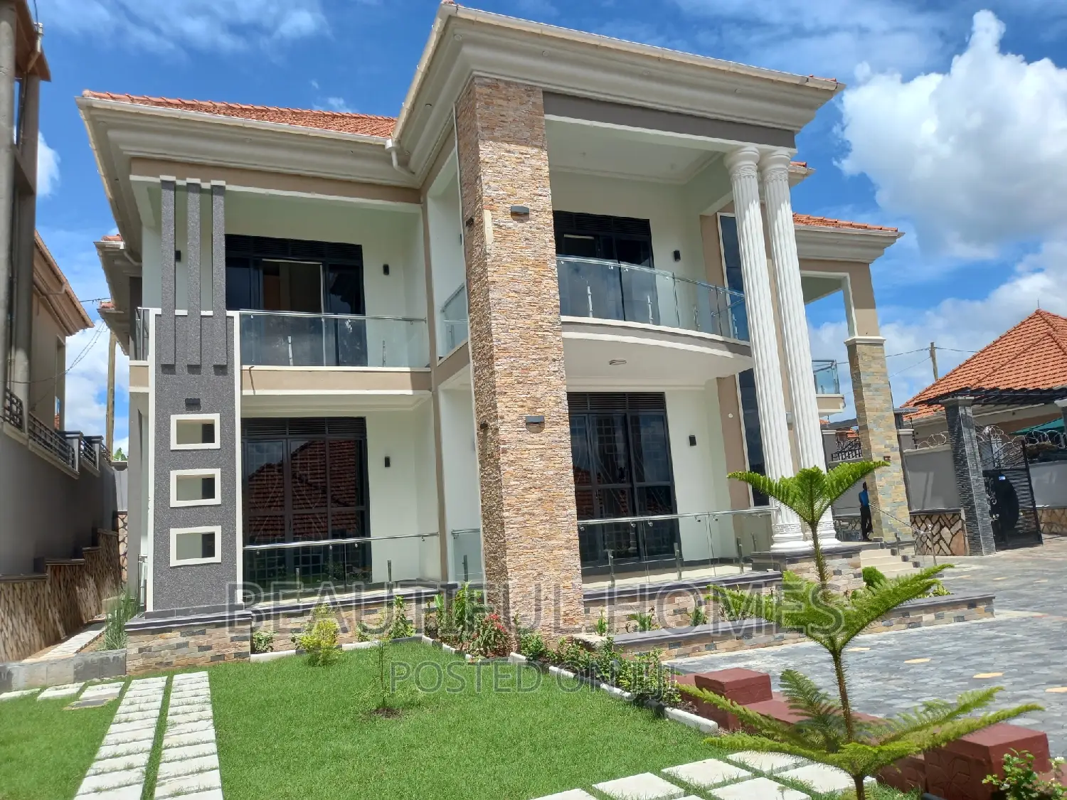 Furnished 6bdrm Mansion in Kira Tarmacked, Nakawa for sale in Nakawa