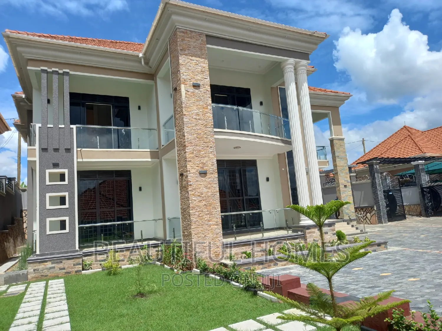 Furnished 6bdrm Mansion in Kira Tarmacked, Nakawa for sale in Nakawa
