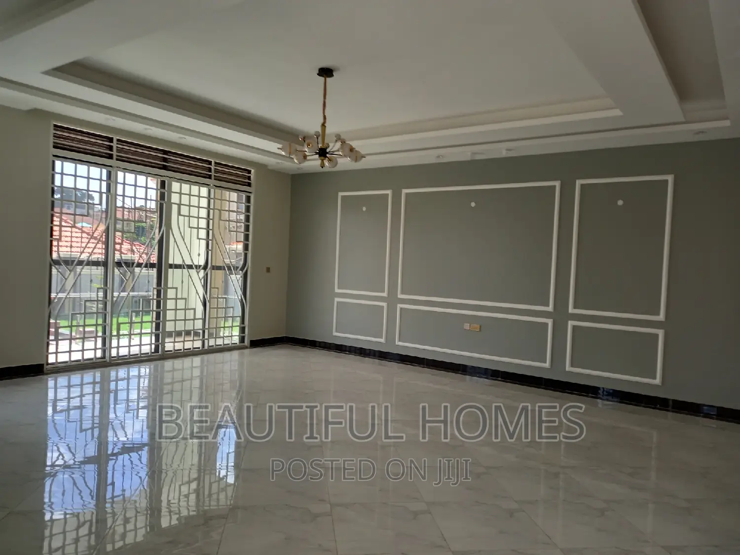 Furnished 6bdrm Duplex in Kira Ministers for sale in Kira