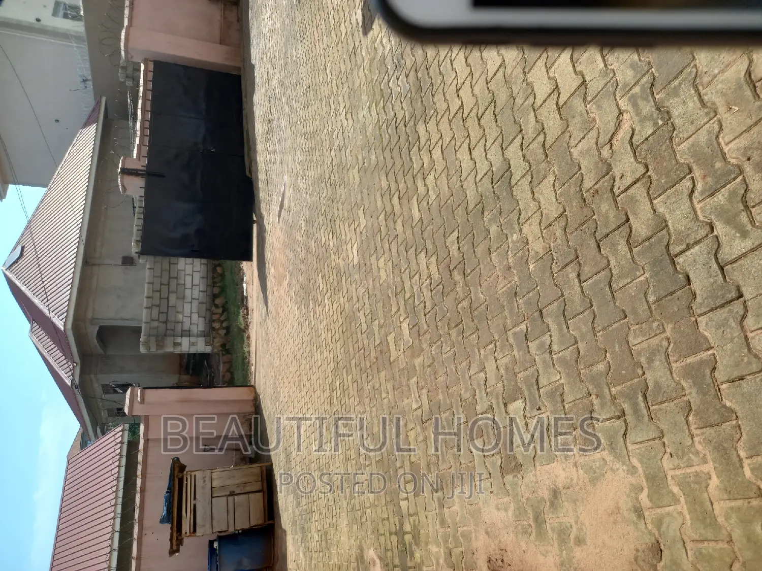 Furnished 2bdrm Apartment in Kyaliwajjara, Central Division for sale in Central Division