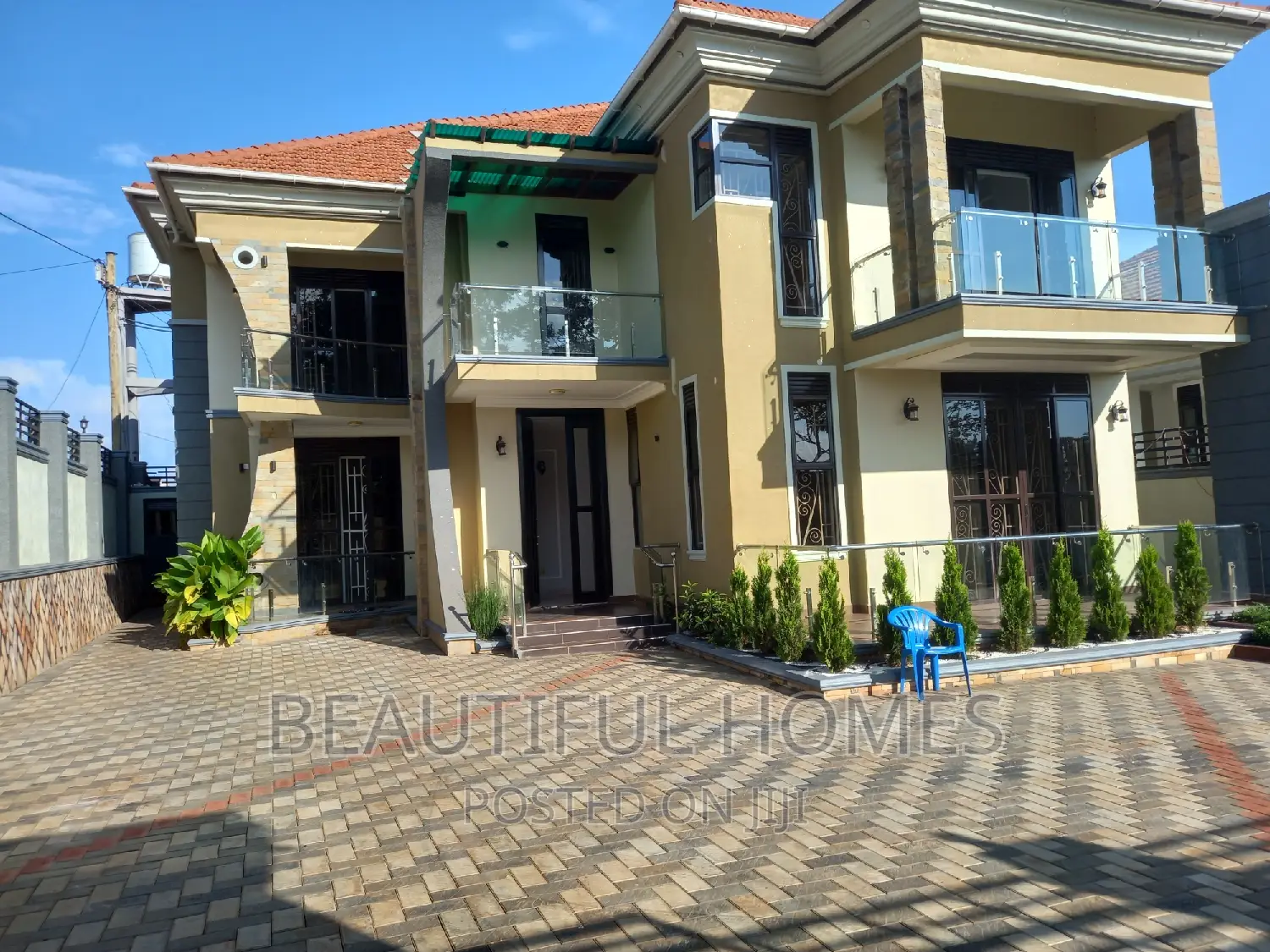 Furnished 6bdrm Mansion in Kira Mamerito Road for sale in Kira