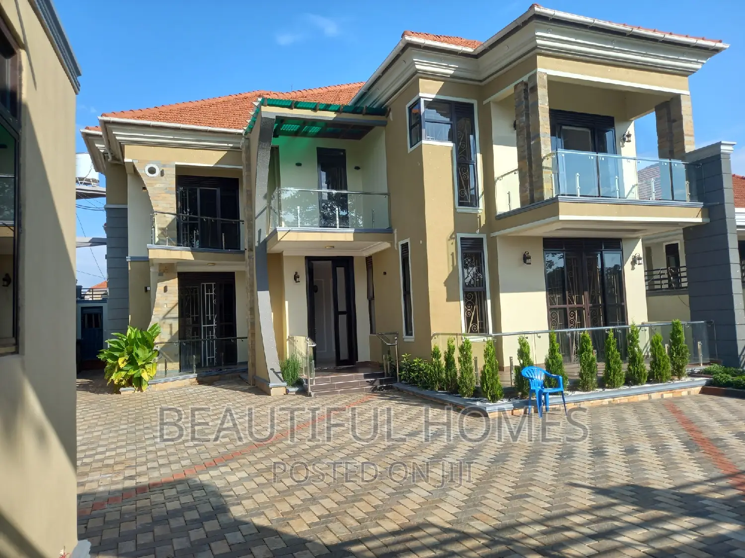 Furnished 6bdrm Mansion in Kira Mamerito Road for sale in Kira