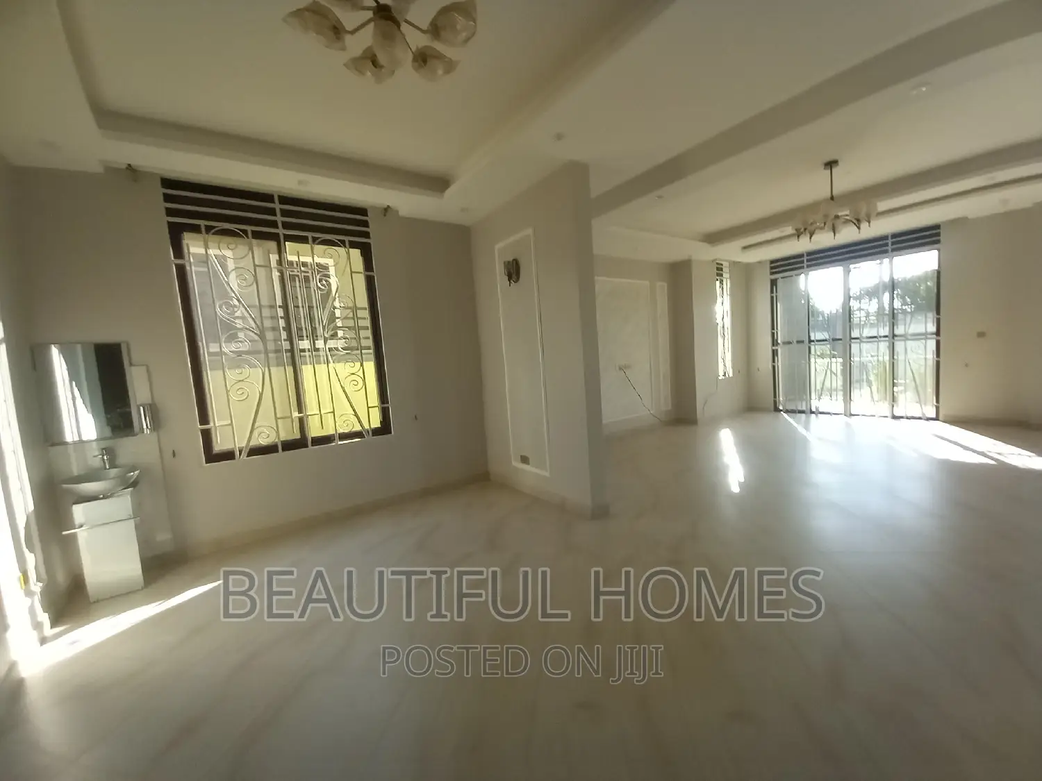 Furnished 6bdrm Mansion in Kira Perfect Estate for sale in Kira