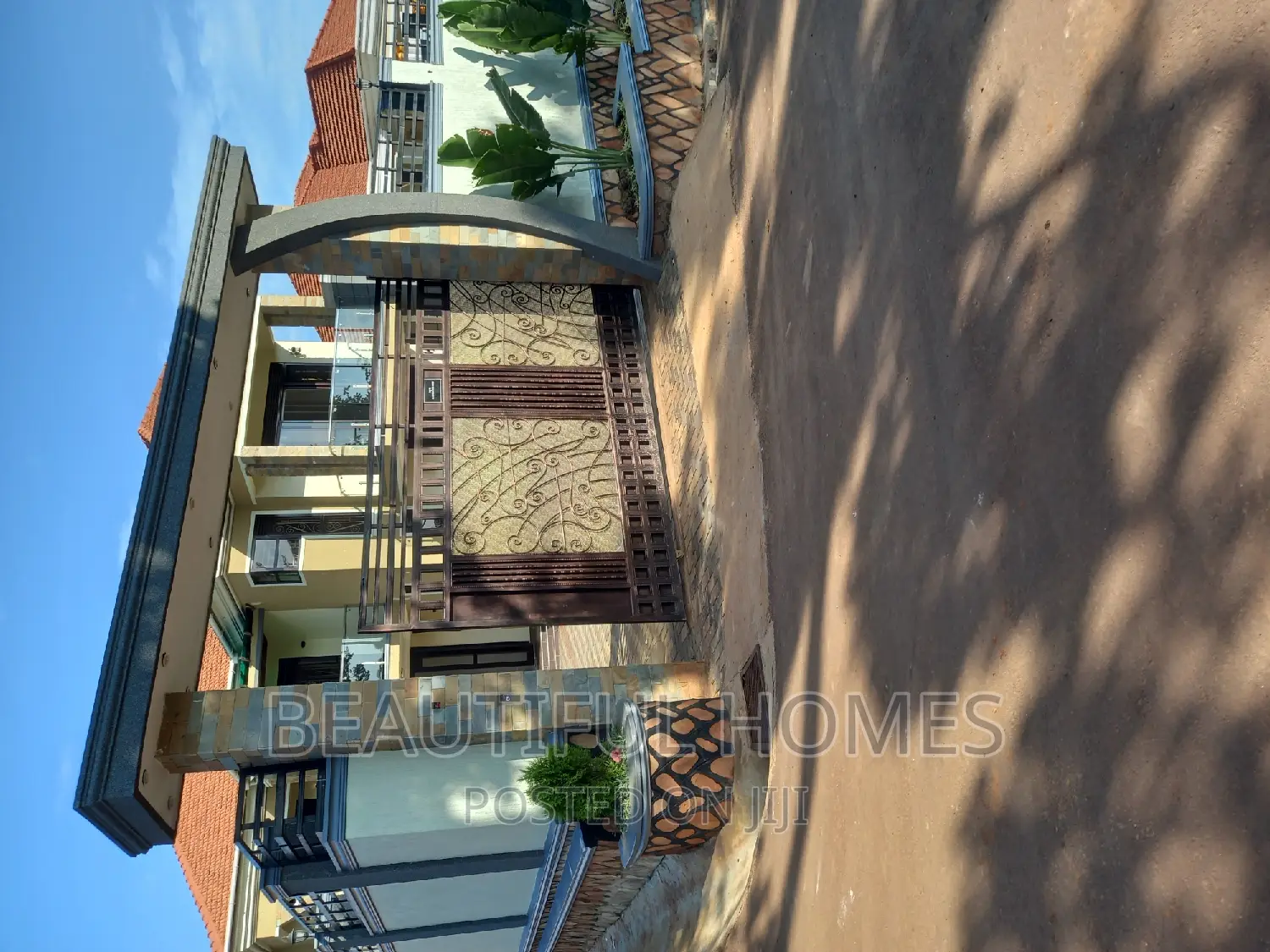 Furnished 6bdrm Duplex in Kira Perfect for sale in Kira