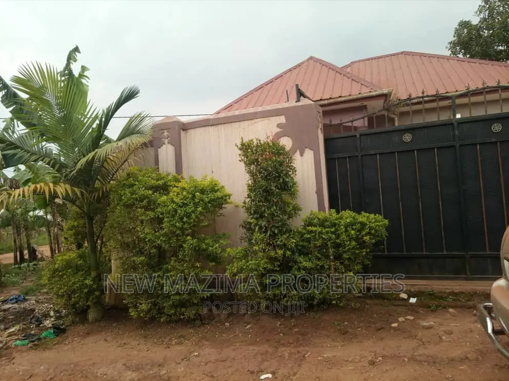 2bdrm House in Buloba Town, Central Division for sale in Central Division