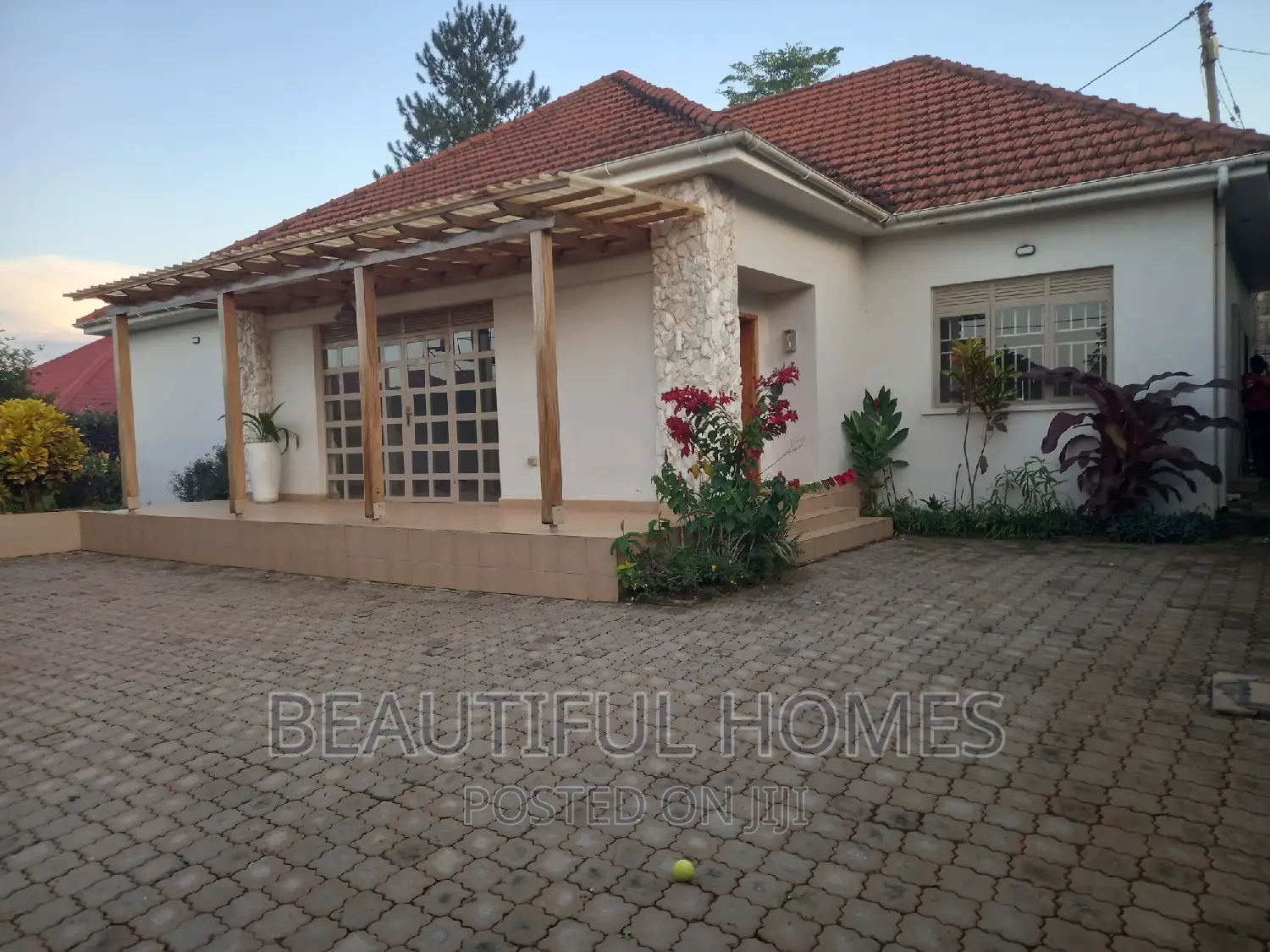 Furnished 4bdrm House in Kira Mamerito Road for sale in Kira