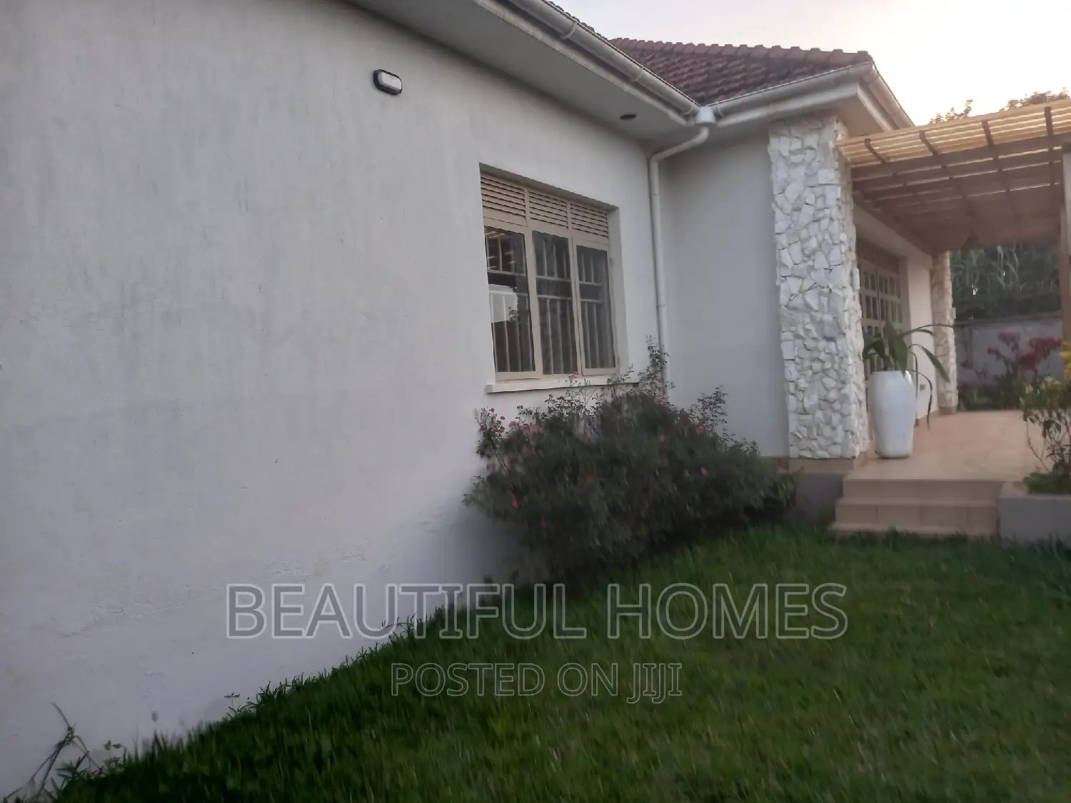 Furnished 4bdrm House in Kira for sale in Kira