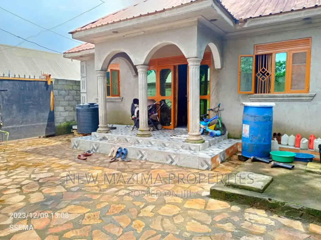 2bdrm Bungalow in Bulenga, Central Division for sale in Central Division