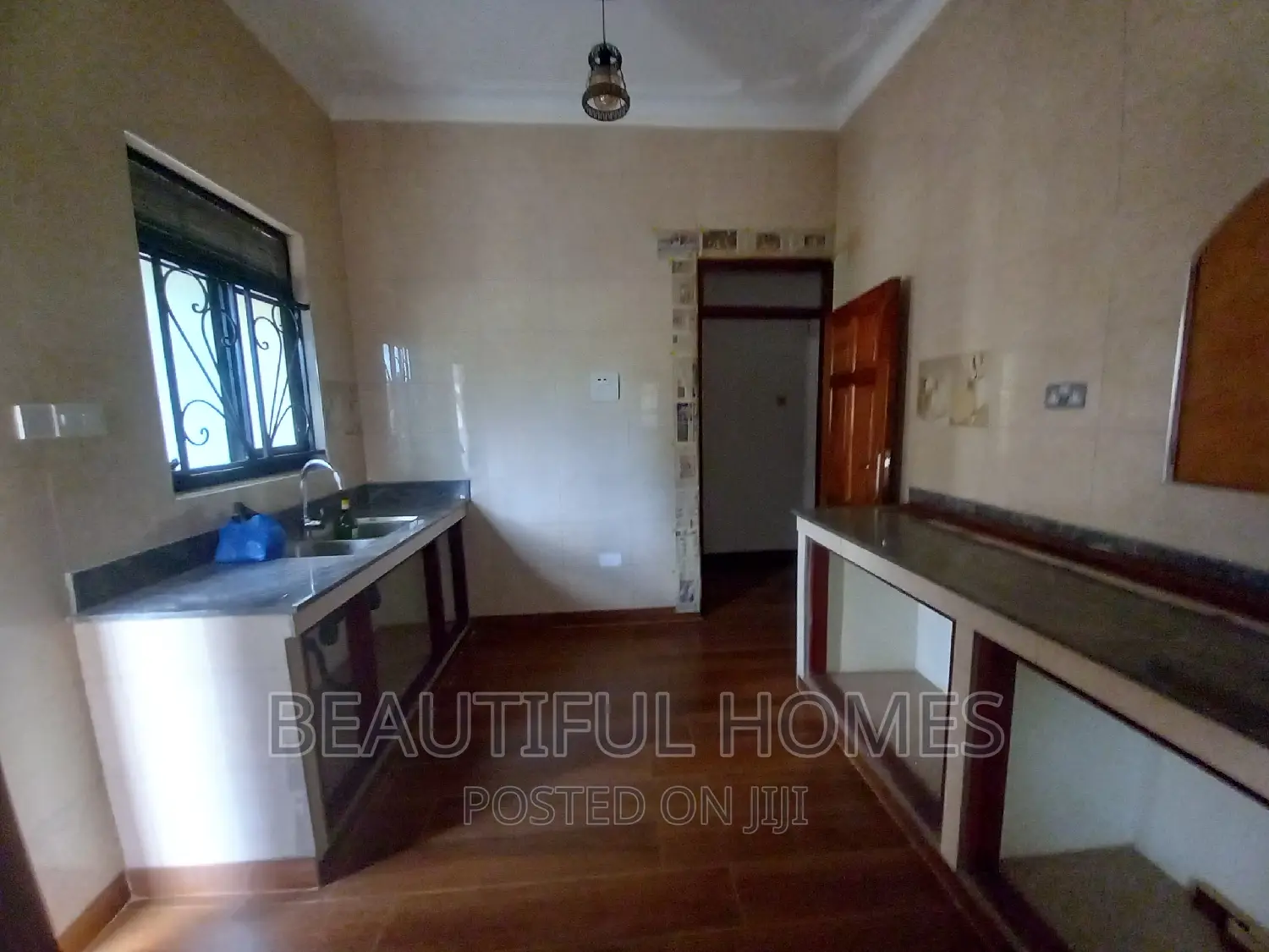 Furnished 4bdrm Bungalow in Kira Nabusugwe for sale in Kira