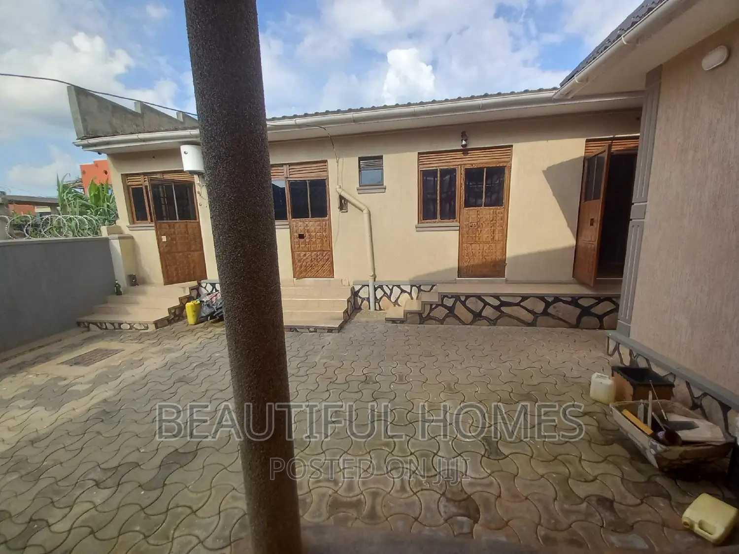 Furnished 4bdrm Bungalow in Kira Nabusugwe for sale in Kira