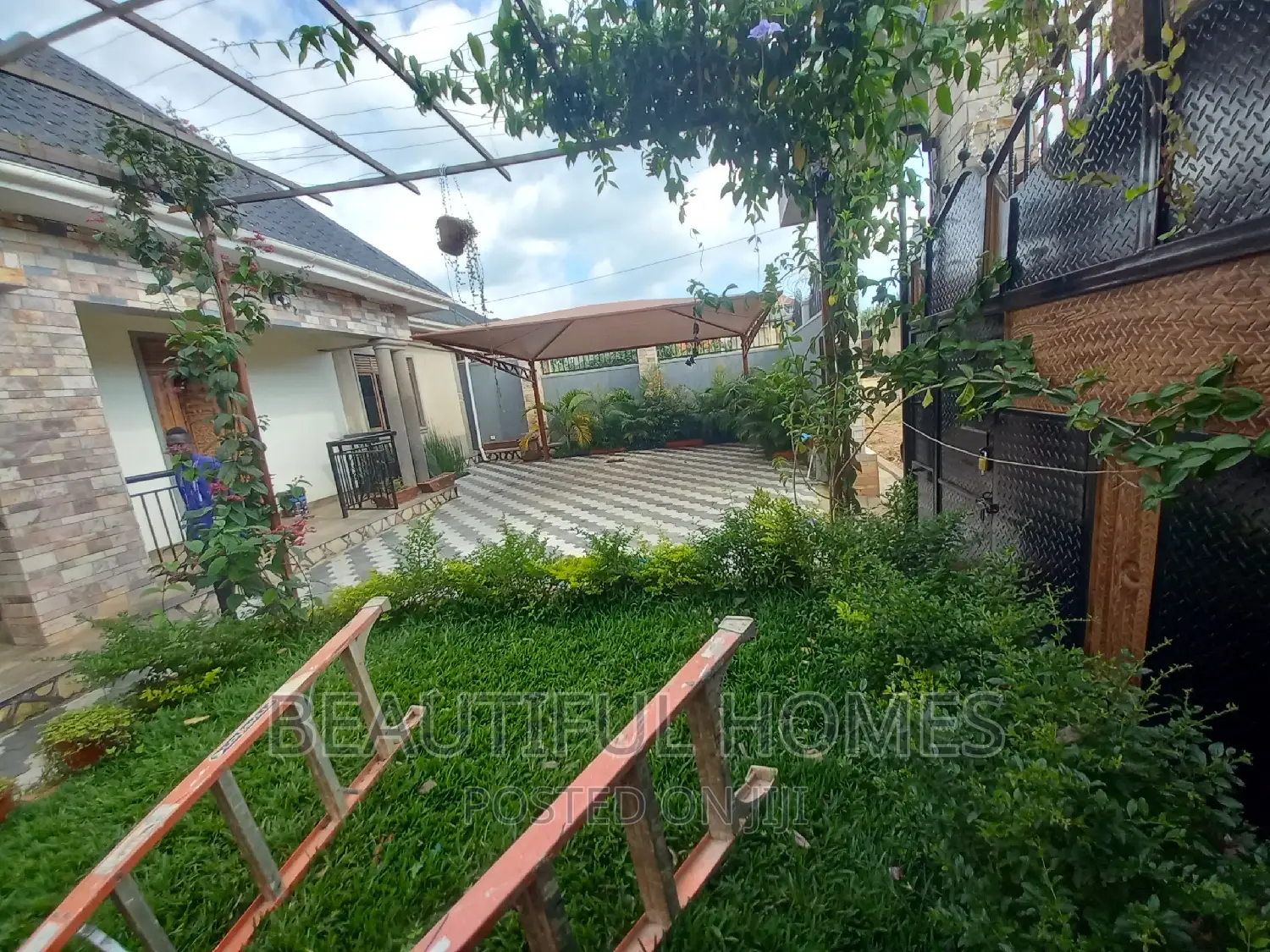 Furnished 4bdrm House in Kira Nabusugwe for sale in Kira