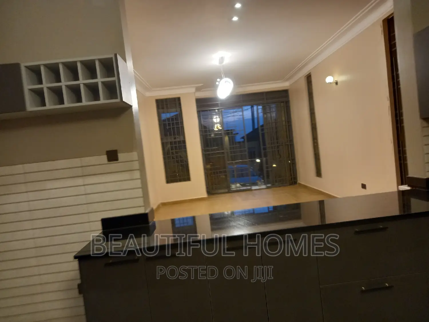 Furnished 7bdrm Mansion in Kyanja Ministers, Nakawa for sale in Nakawa