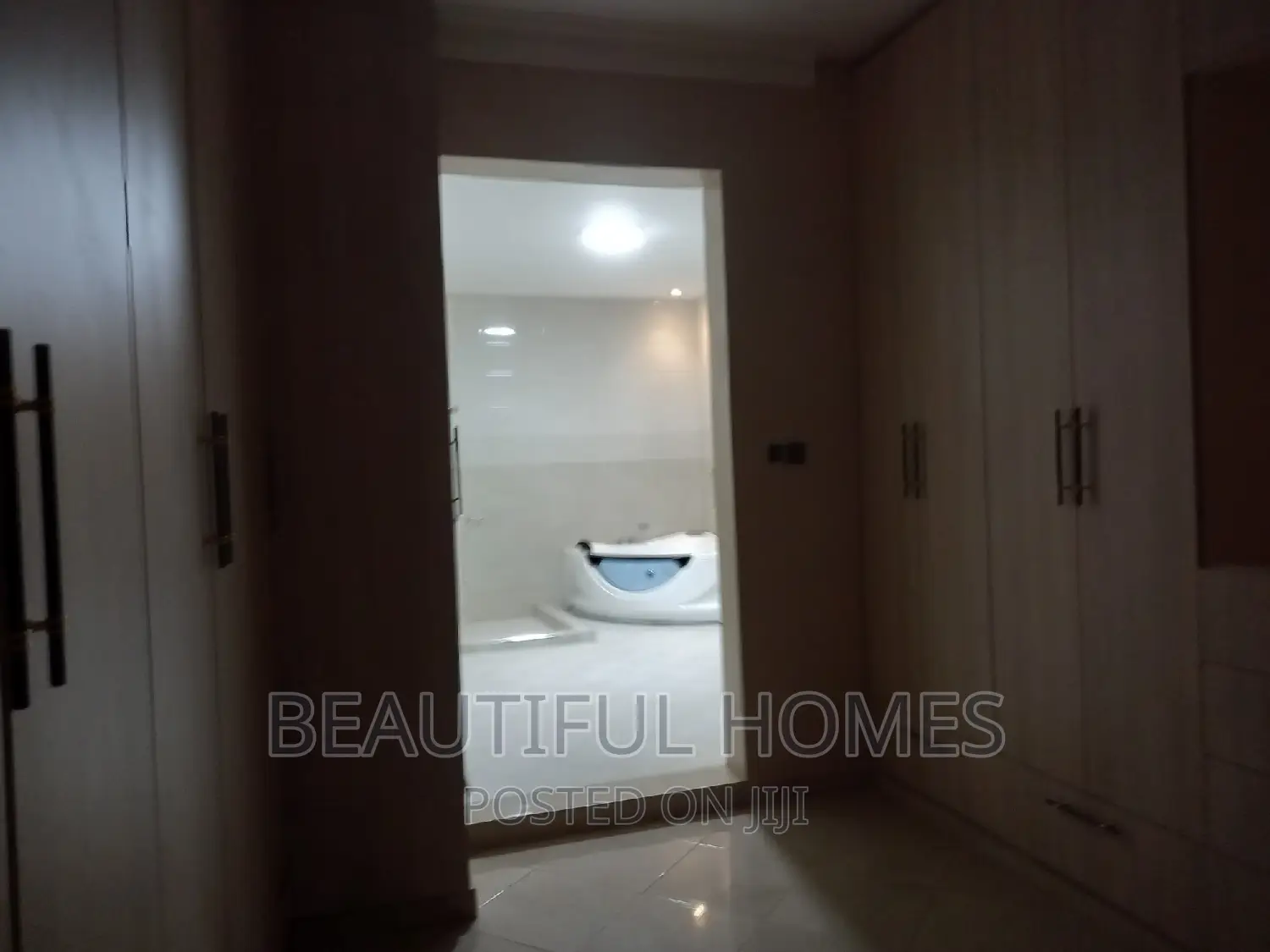 Furnished 7bdrm House in Kyanja Executive, Nakawa for sale in Nakawa