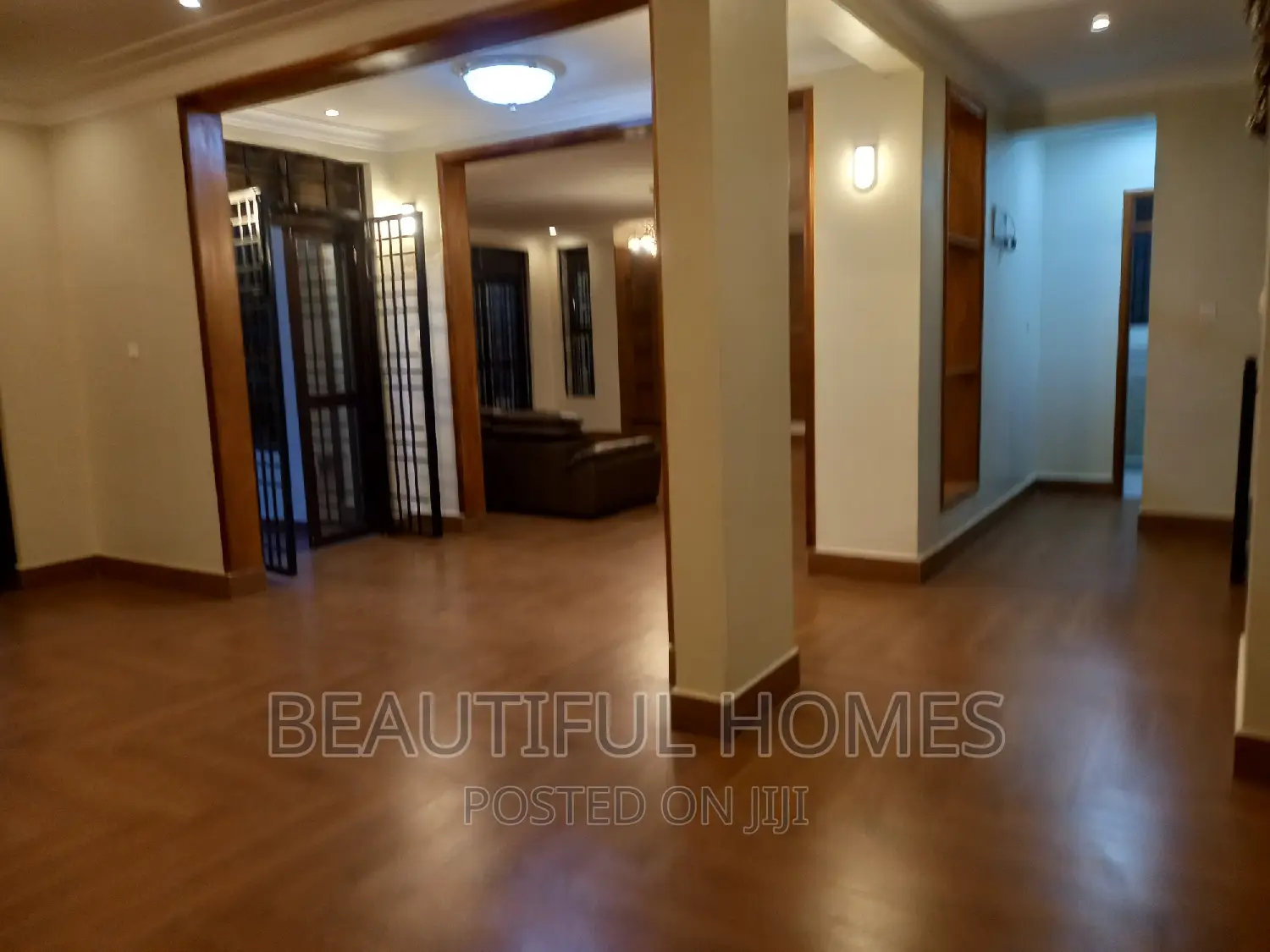 Furnished 6bdrm Duplex in Kyanja Rich, Nakawa for sale in Nakawa