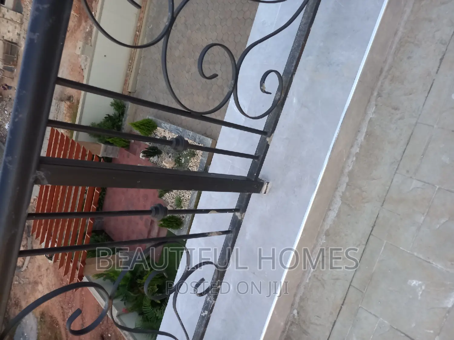 Furnished 6bdrm Duplex in Kyanja Rich, Nakawa for sale in Nakawa