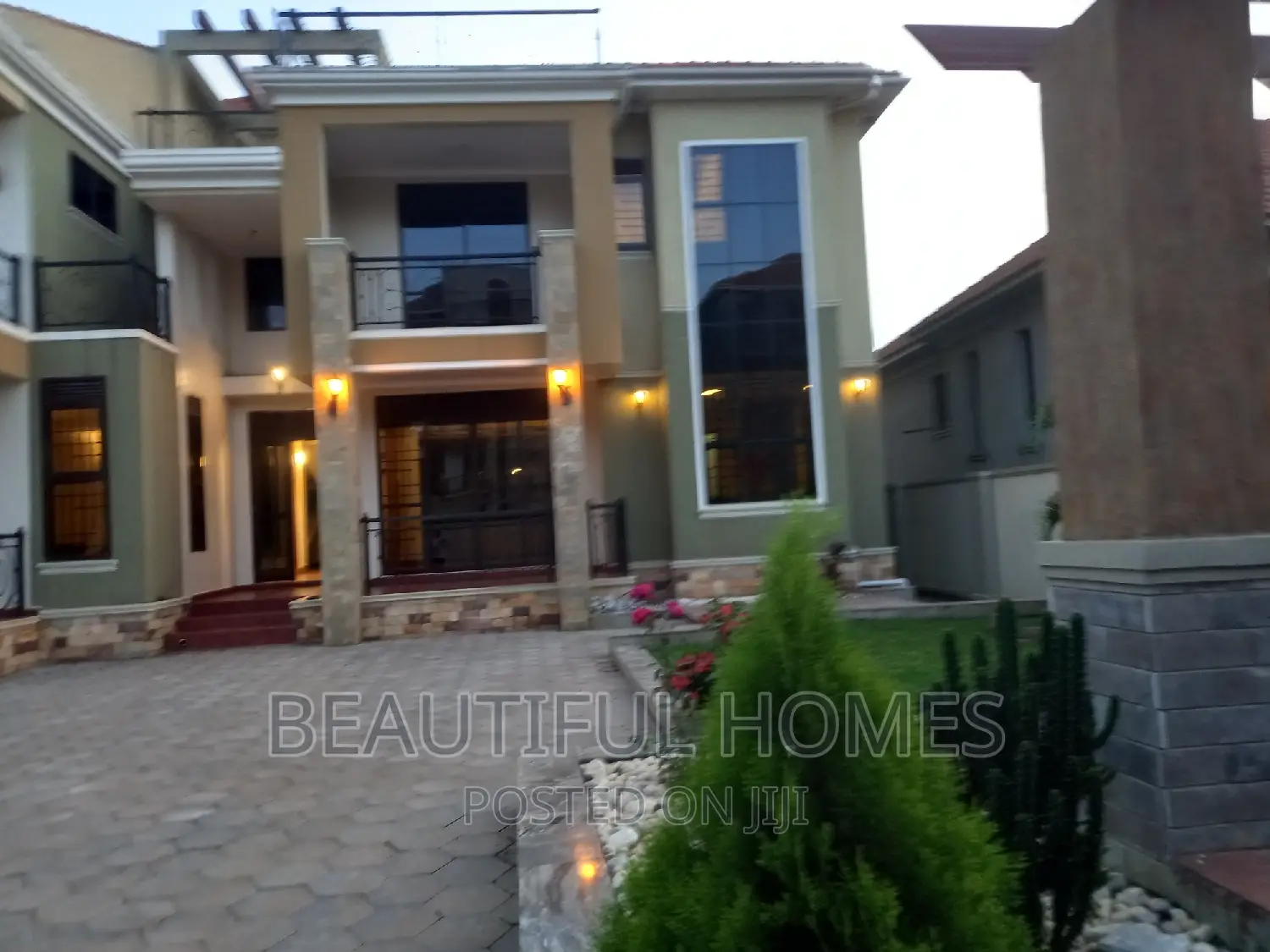 Furnished 6bdrm House in Kyanja, Nakawa for sale in Nakawa