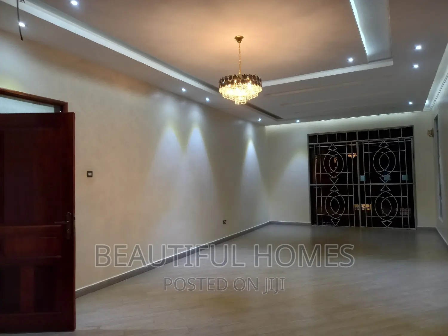 Furnished 6bdrm Mansion in Kyanja Tarmack, Central Division for sale in Central Division