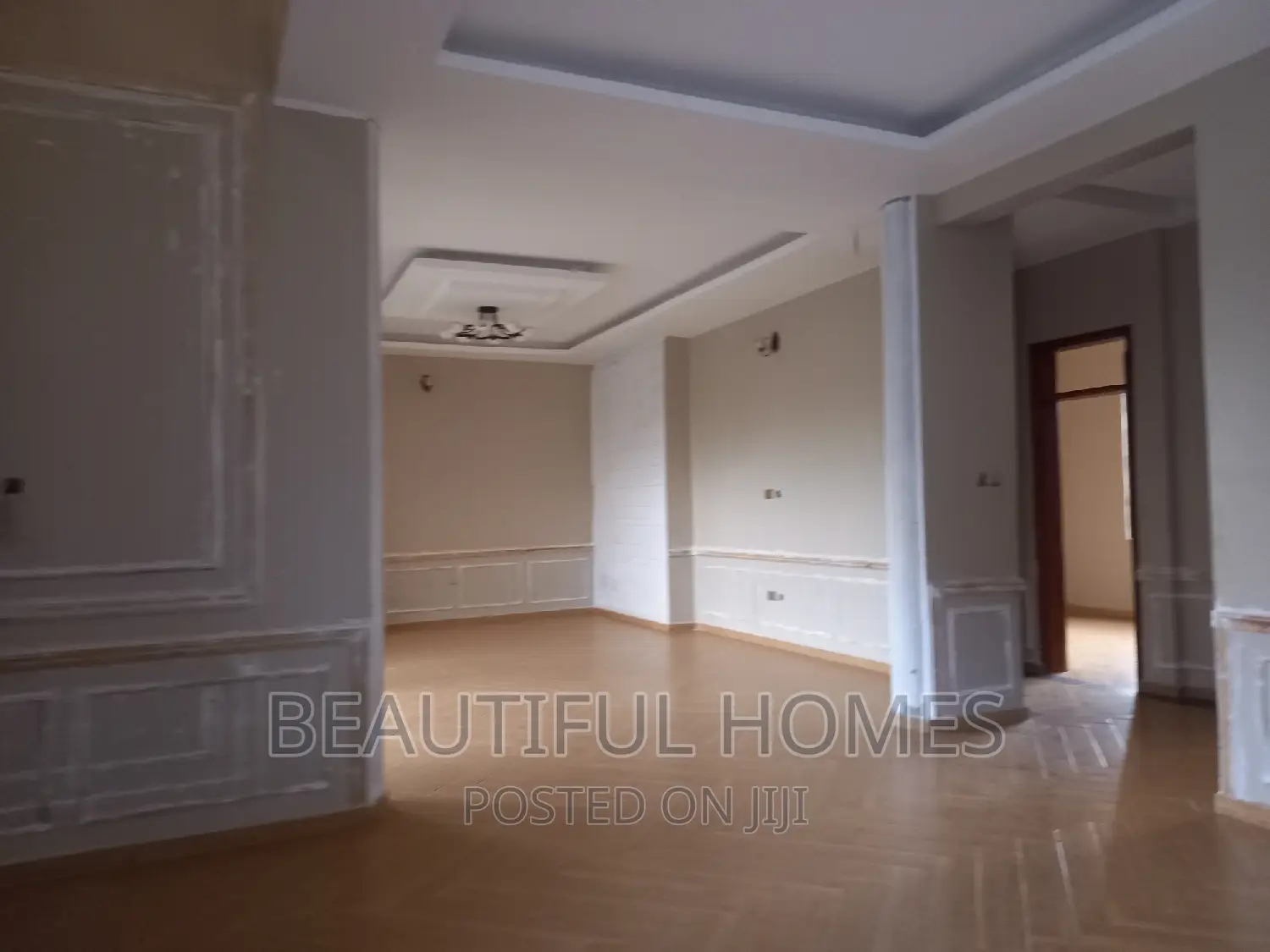 Furnished 6bdrm Mansion in Kisaasi Tarmack, Nakawa for sale in Nakawa