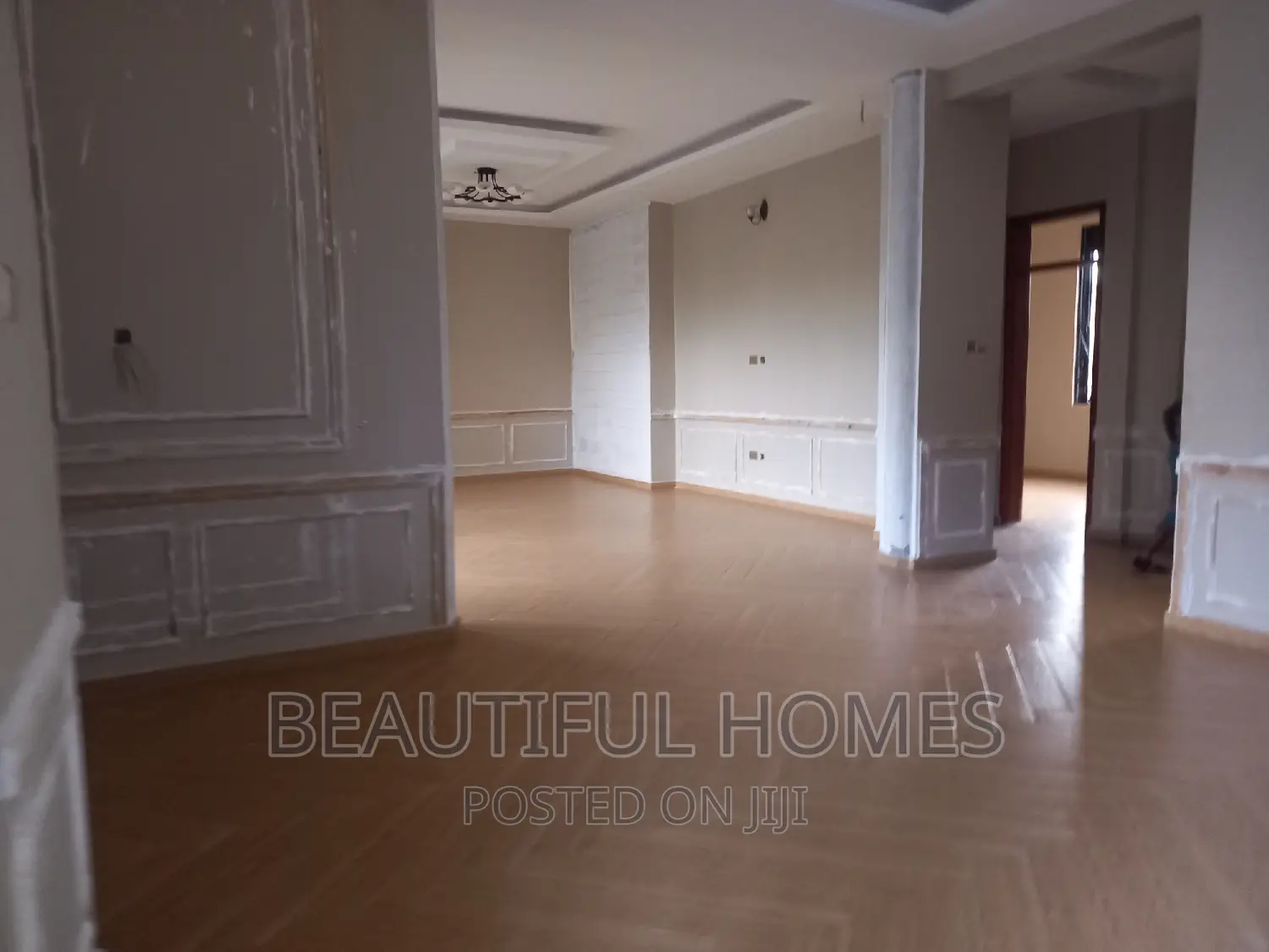 Furnished 6bdrm Mansion in Kisaasi Tarmack, Nakawa for sale in Nakawa