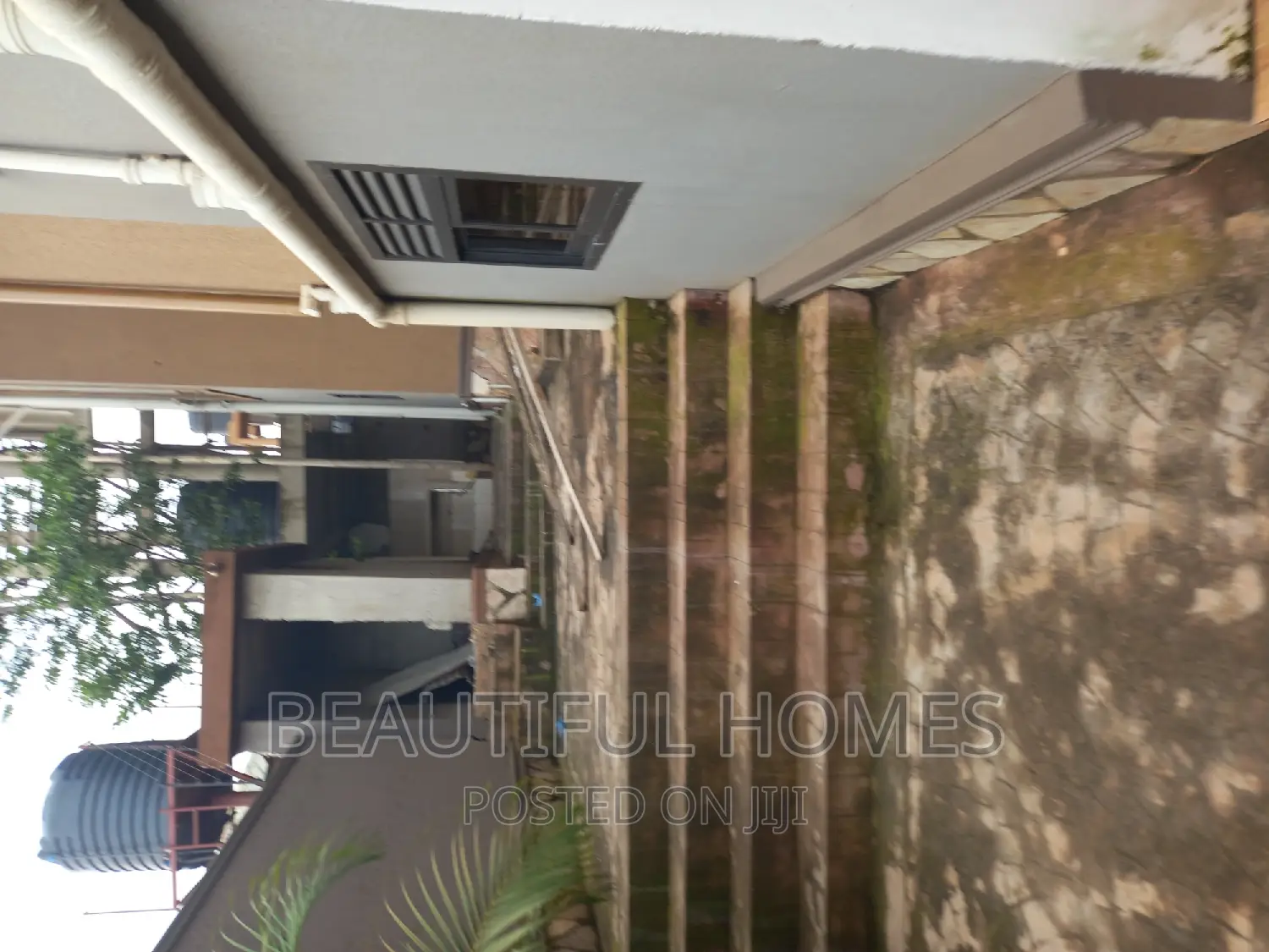 Furnished 6bdrm Duplex in Kisaasi Corporate, Nakawa for sale in Nakawa