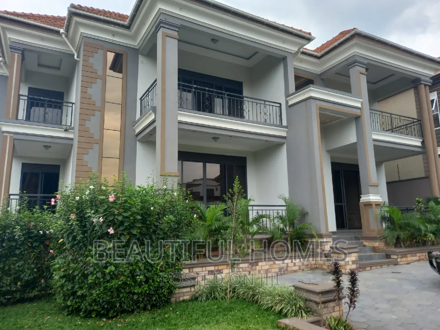 Furnished 6bdrm Mansion in Kisaasi, Nakawa for sale in Nakawa