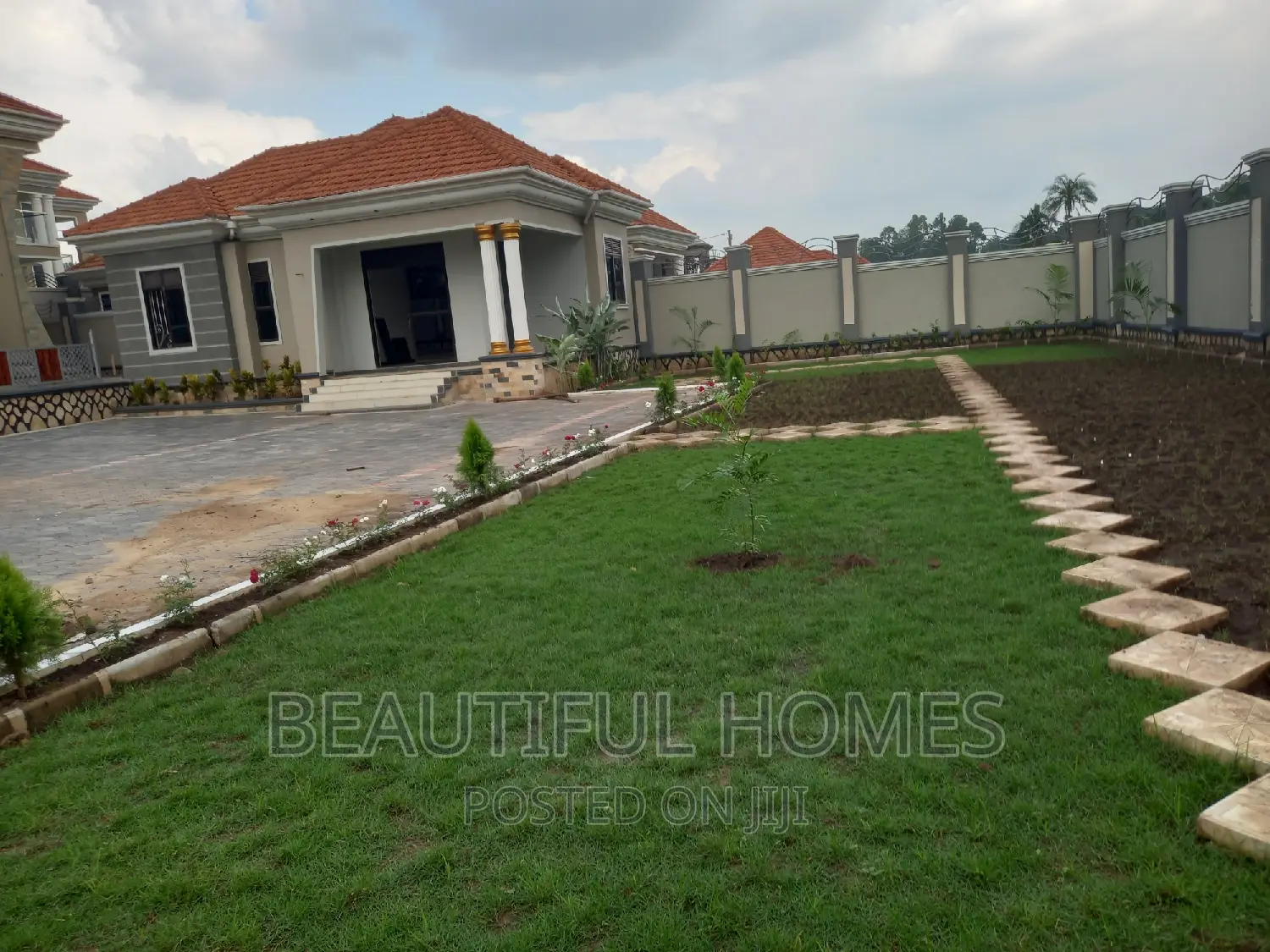 Furnished 6bdrm Mansion in Kira Mamerito Road for sale in Kira