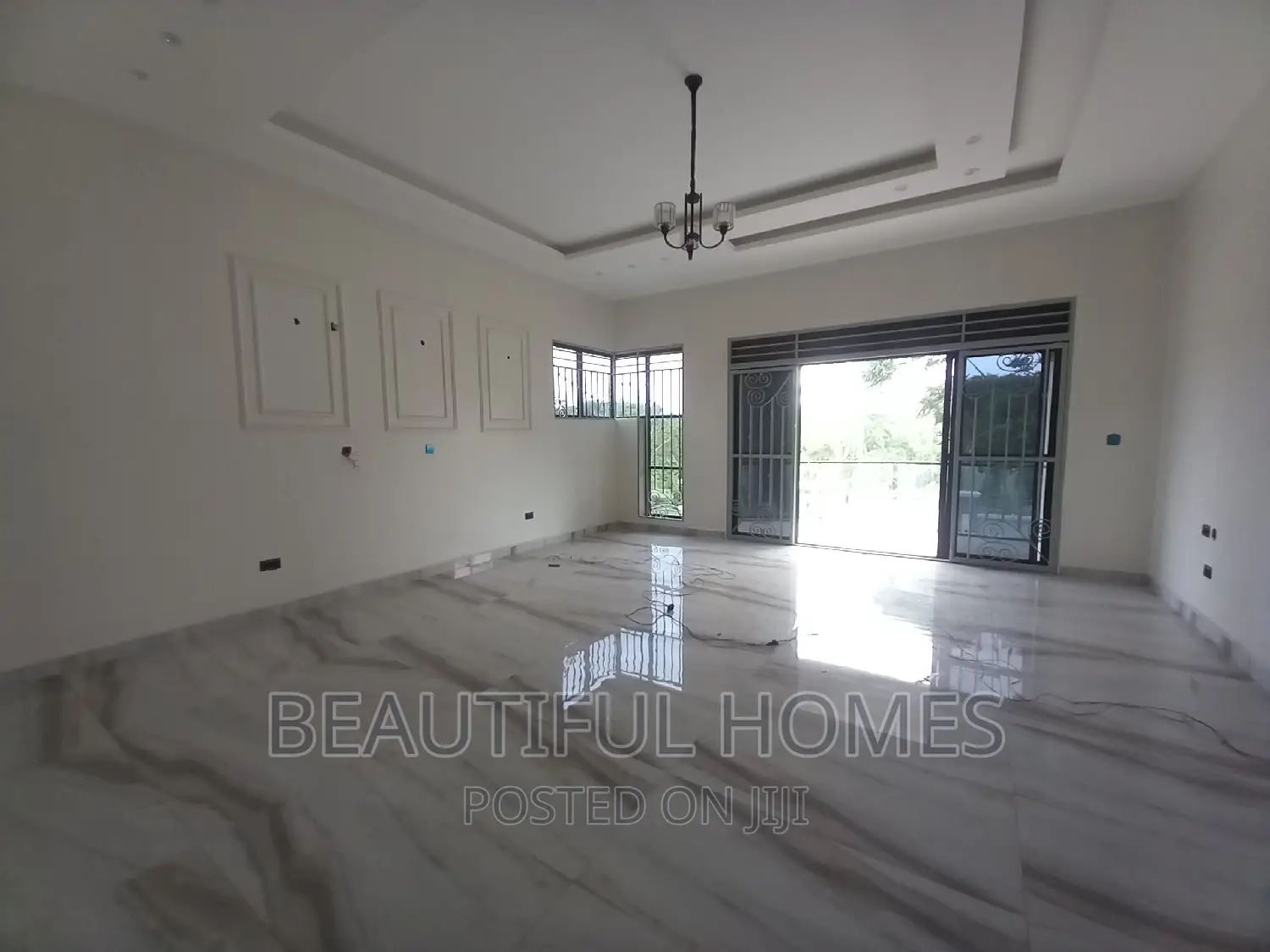 Furnished 6bdrm House in Kira Ministers for sale in Kira