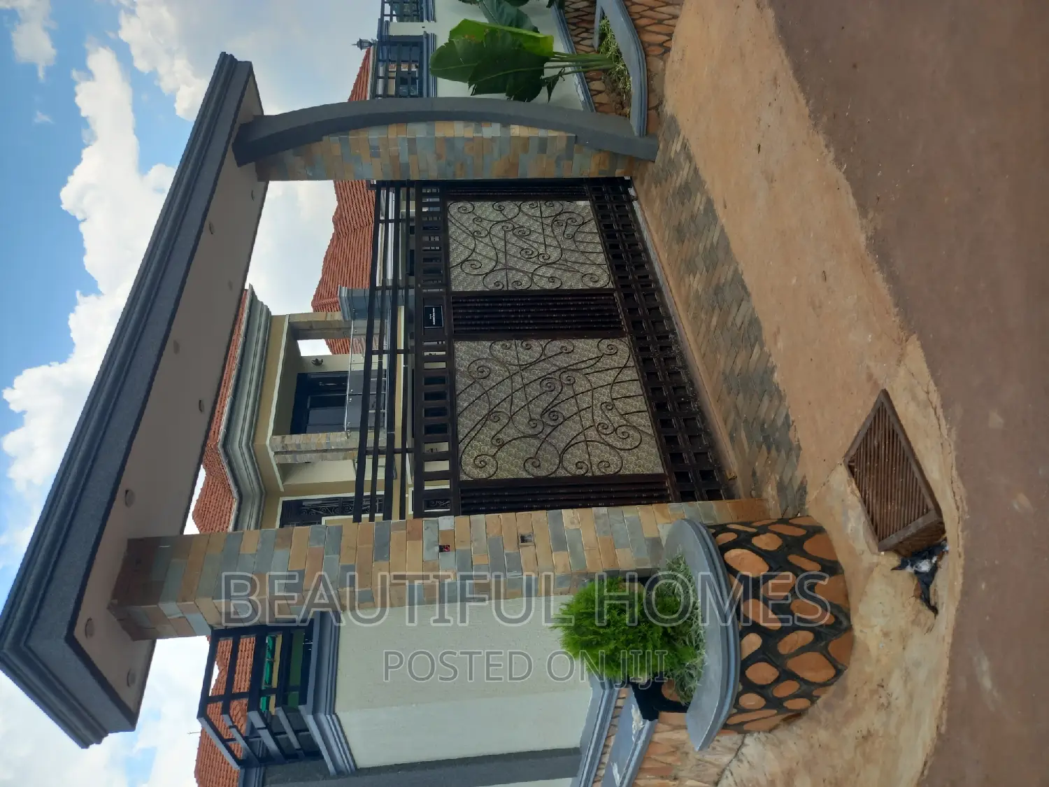 Furnished 6bdrm Mansion in Kira Town, Nakawa for sale in Nakawa