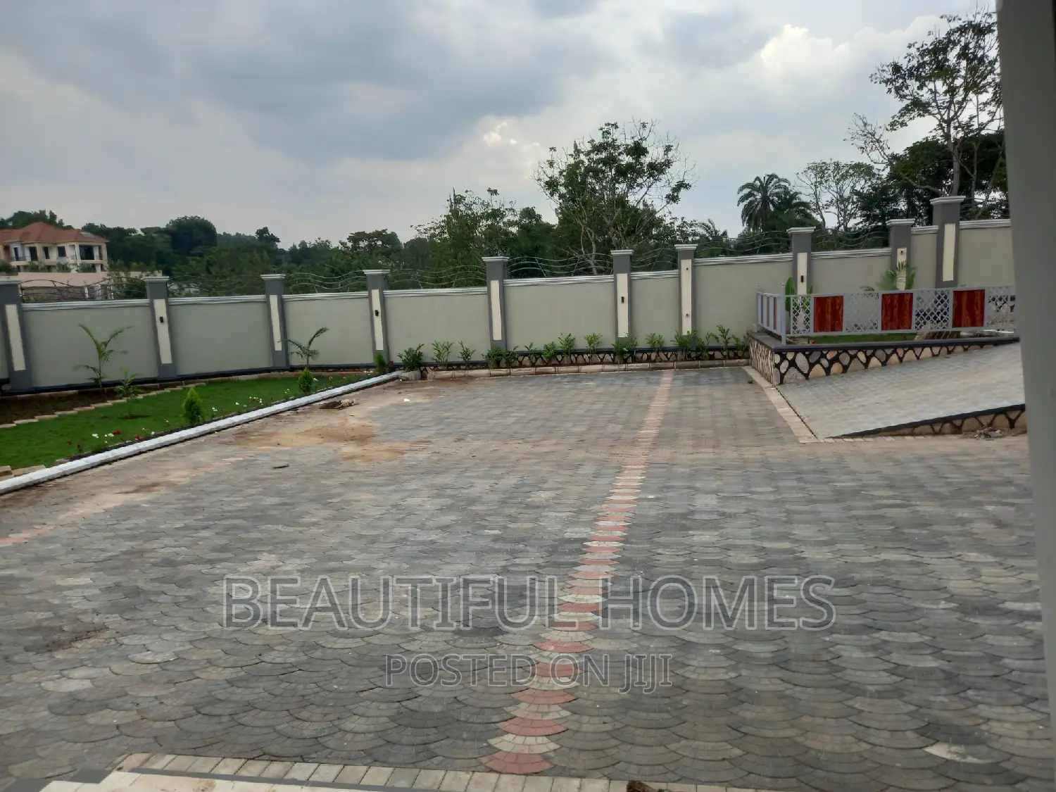 Furnished 6bdrm Mansion in Kira Town, Nakawa for sale in Nakawa