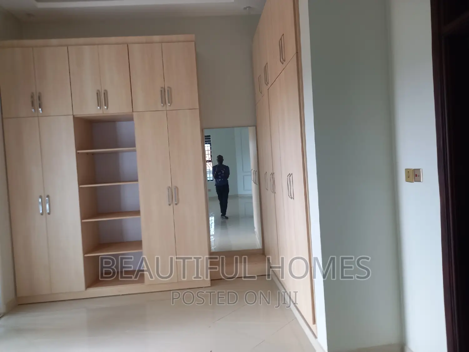 Furnished 6bdrm Duplex in Kira Epic for sale in Kira