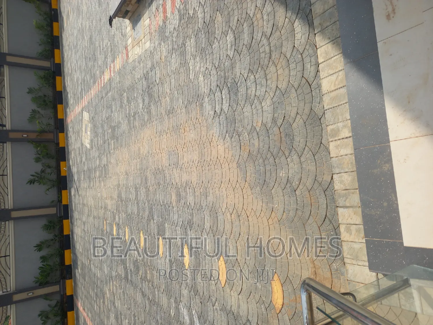 Furnished 6bdrm Duplex in Kira for sale in Kira