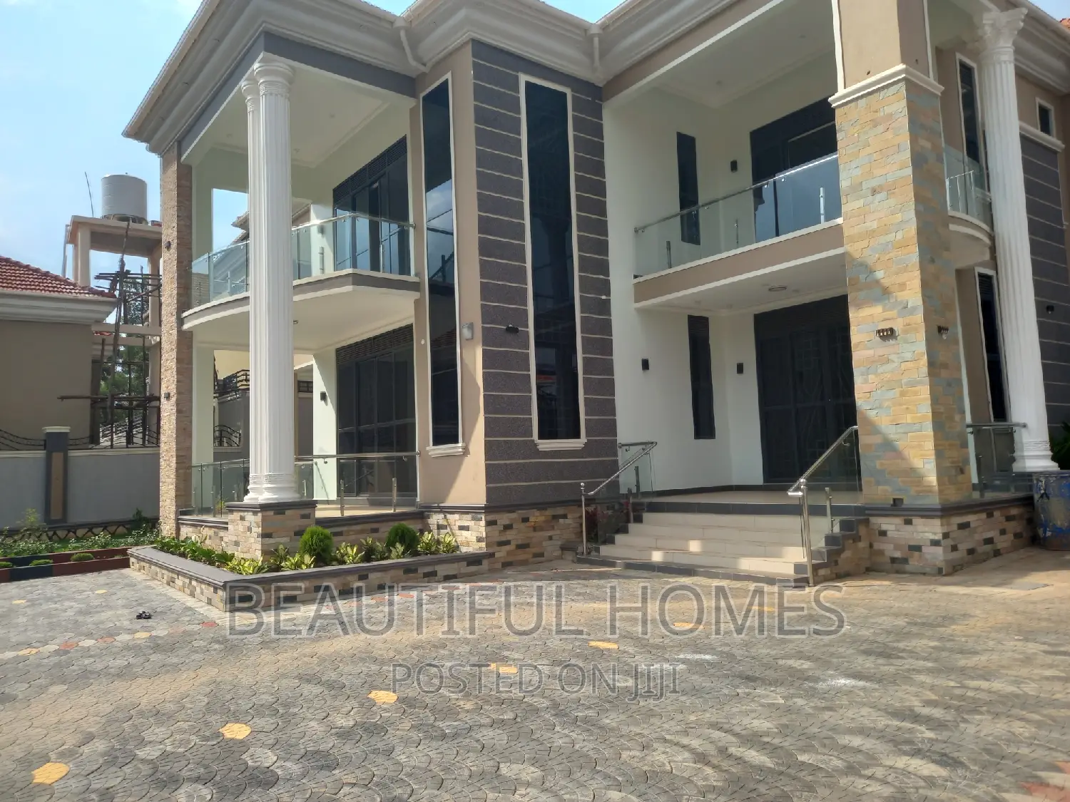 Furnished 6bdrm Mansion in Kira Along Mamerito for sale in Kira