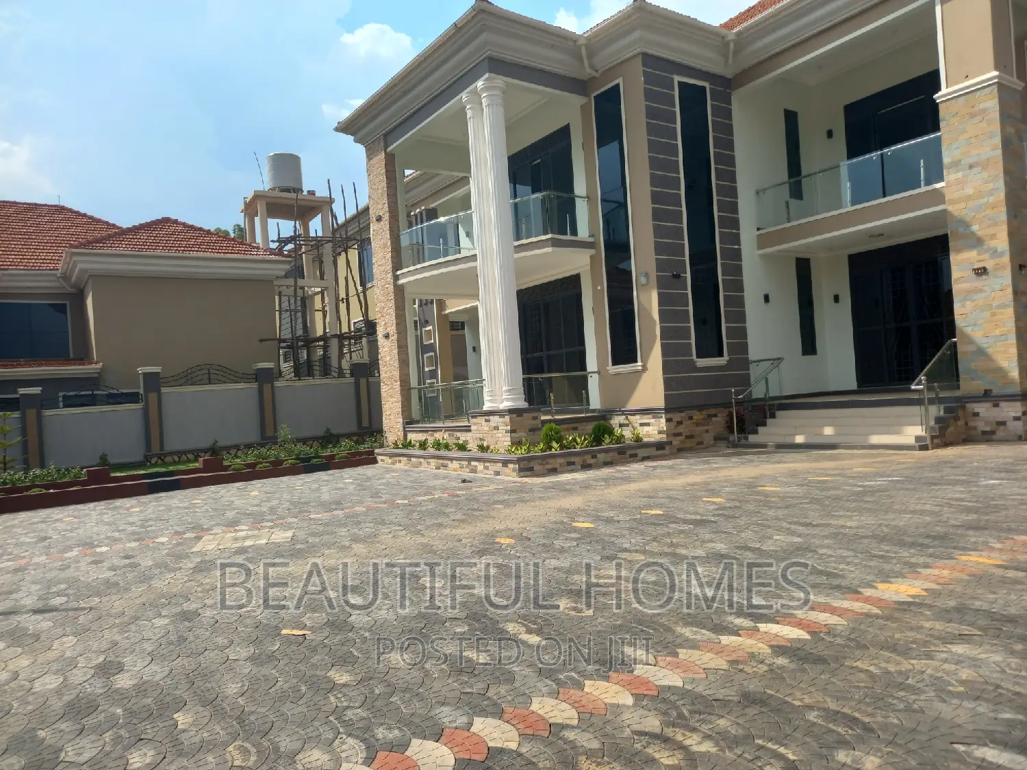 Furnished 6bdrm Mansion in Kira Along Mamerito for sale in Kira