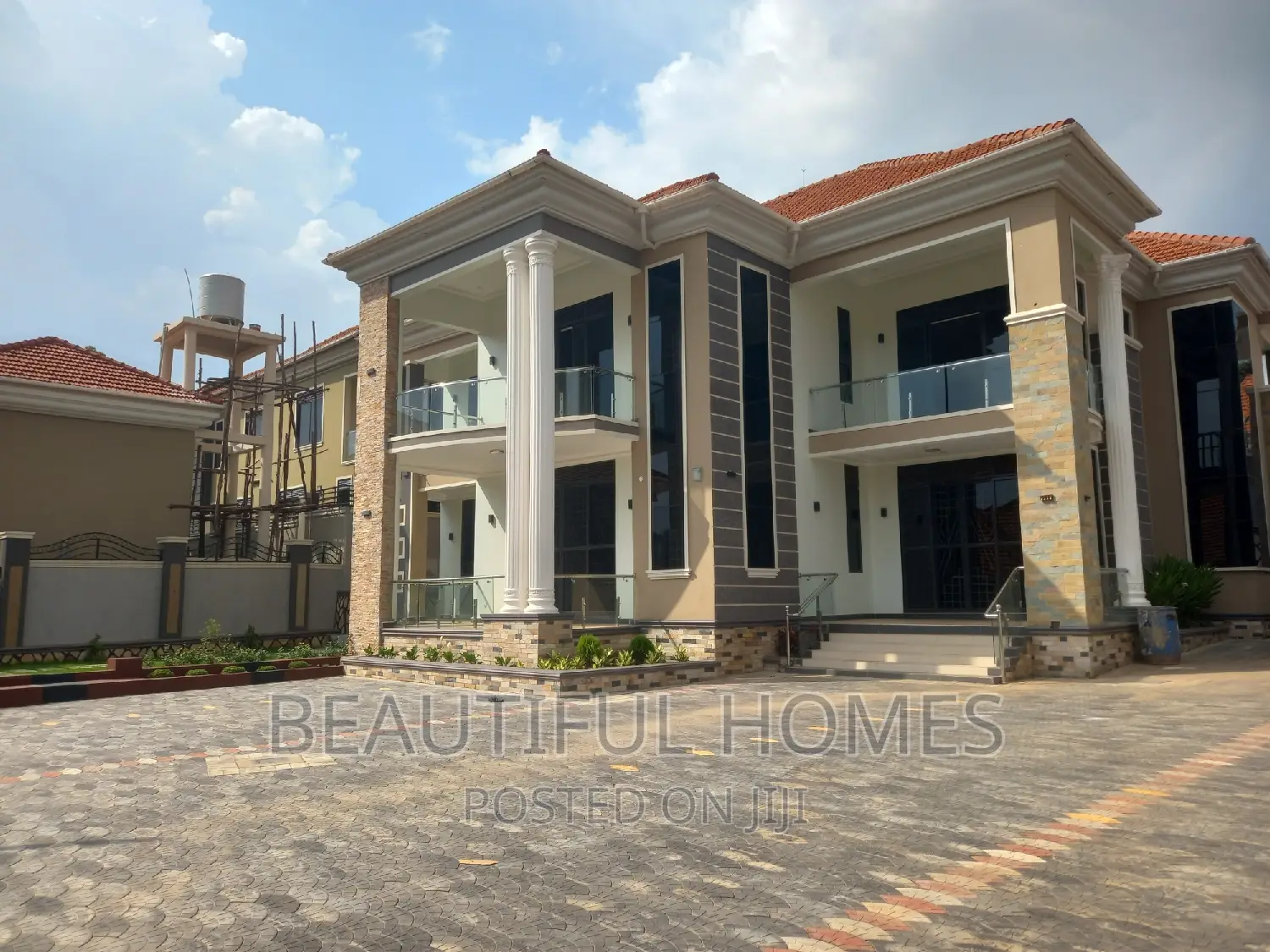 Furnished 6bdrm Mansion in Kira Posh Mamerito for sale in Kira