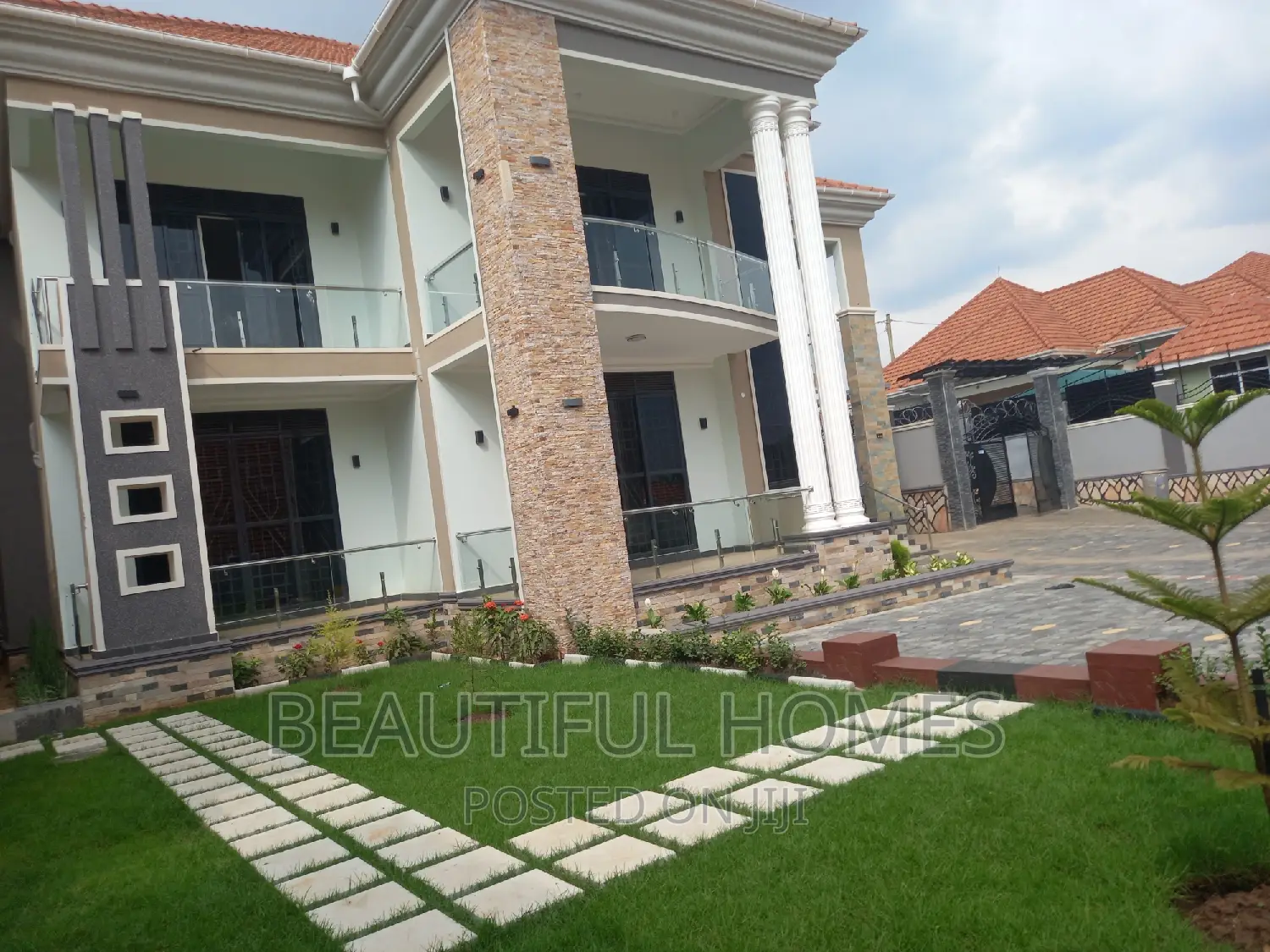 Furnished 6bdrm Mansion in Kira Posh Mamerito for sale in Kira
