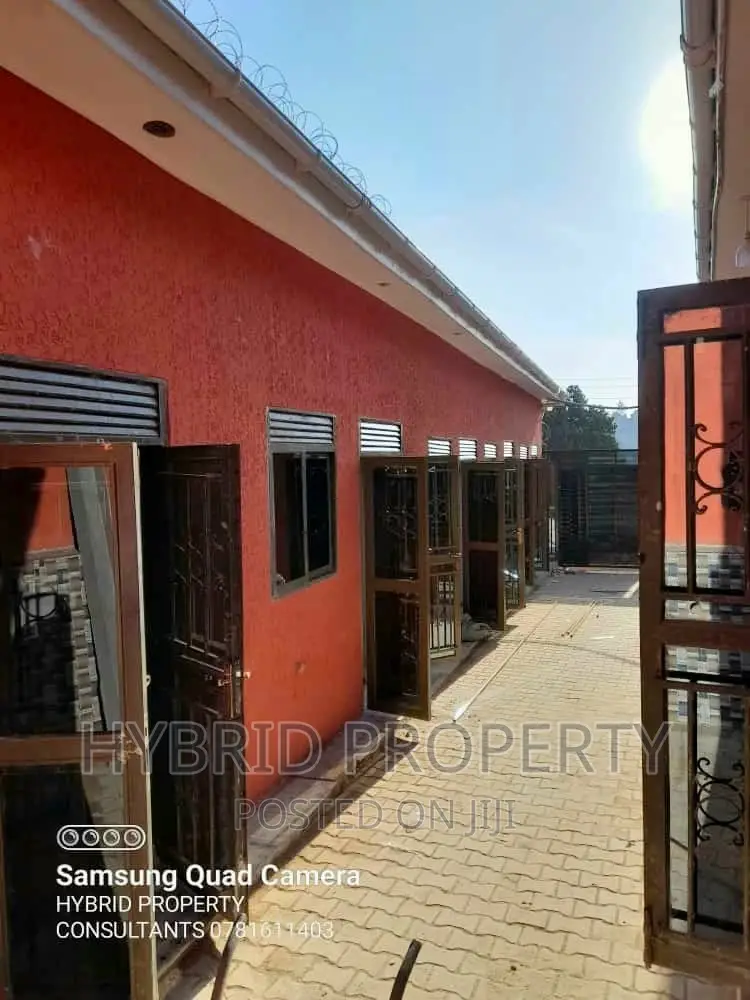 10bdrm Apartment in Kasubi~Kawaala Along, Rubaga for sale in Rubaga