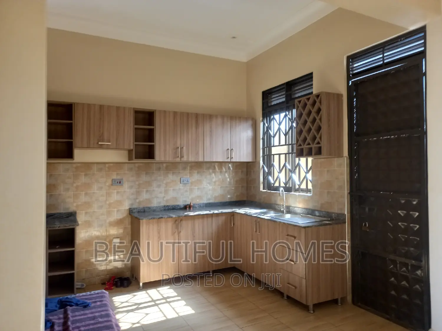 Furnished 3bdrm House in Nakwero Canaan Sites, Kira for sale in Kira