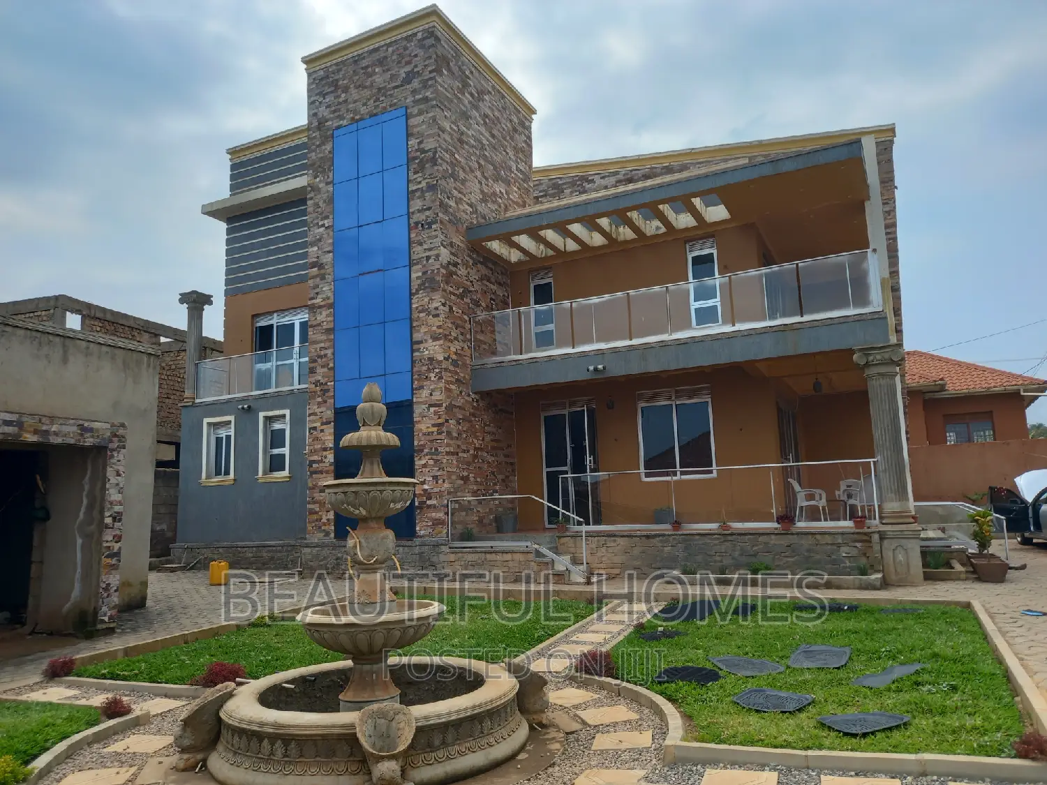 Furnished 6bdrm Duplex in Nakwero, Kira for sale in Kira