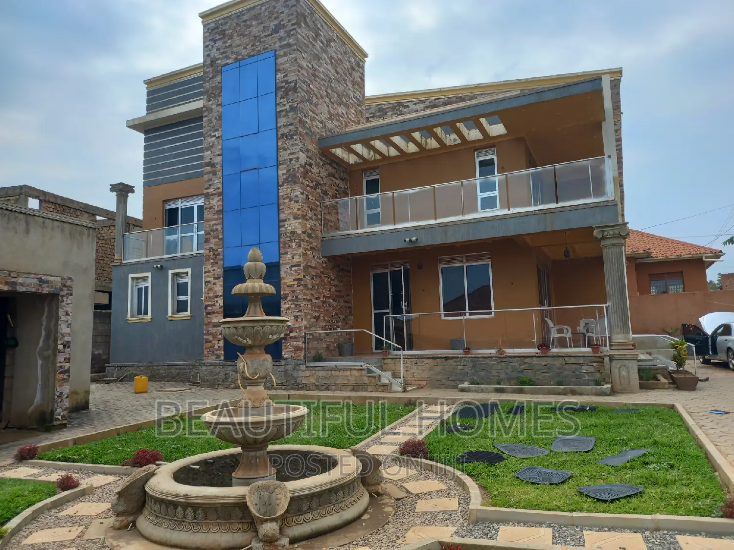 Furnished 6bdrm Duplex in Nakwero, Kira for sale in Kira