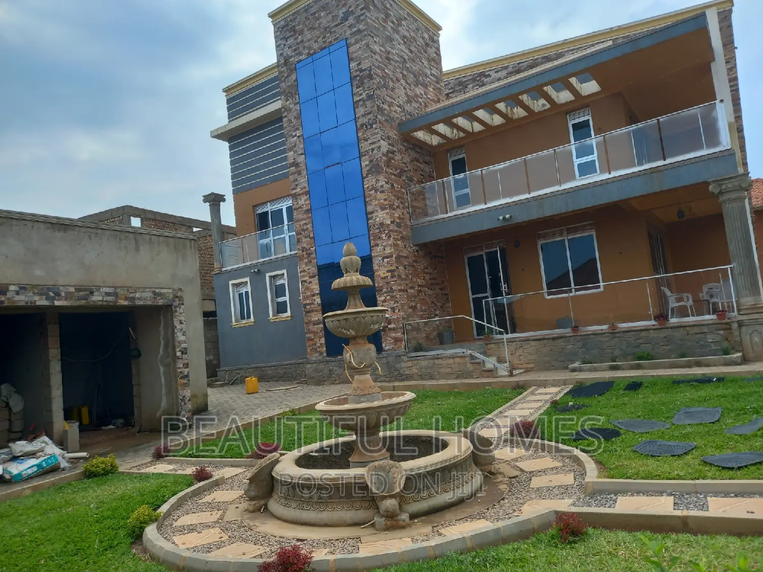 Furnished 6bdrm Mansion in Nakwero, Kira for sale in Kira