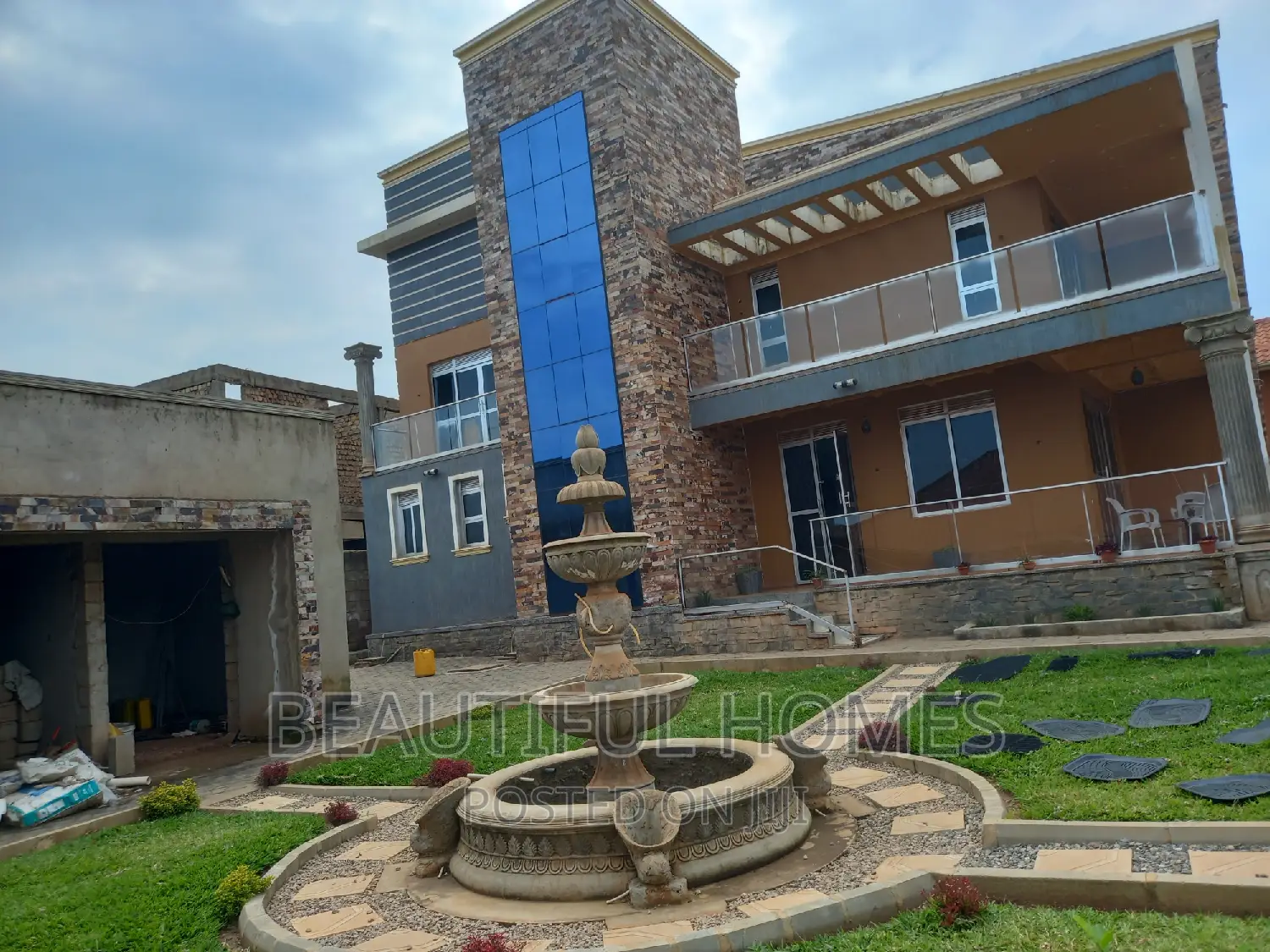 Furnished 6bdrm Mansion in Nakwero, Kira for sale in Kira